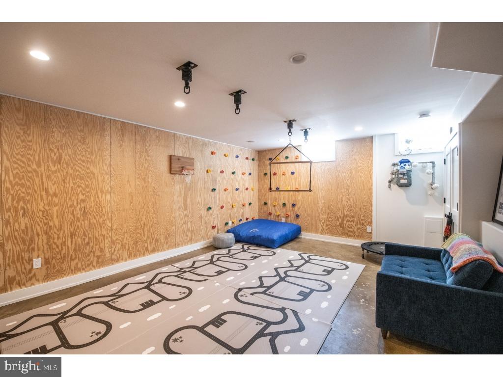 HAWTHORNE - Residential