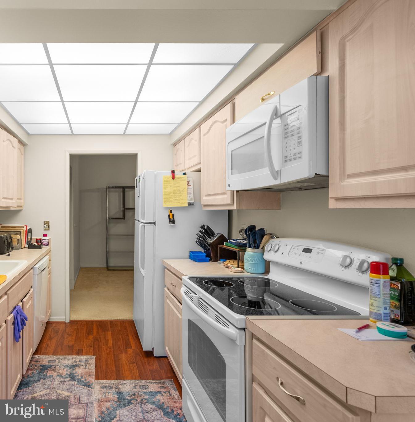 ROSSMOOR MUTUAL - Residential