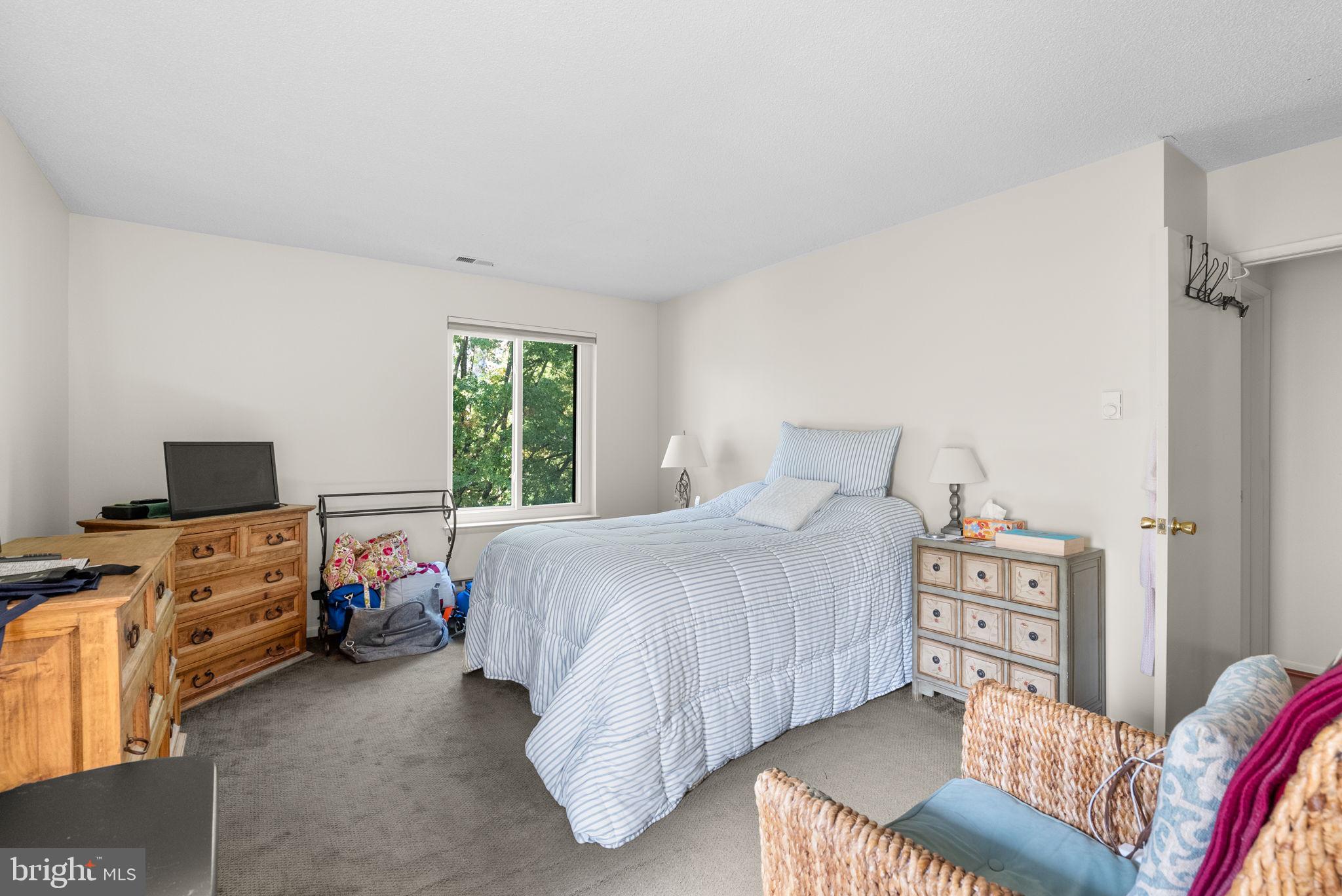 ROSSMOOR MUTUAL - Residential