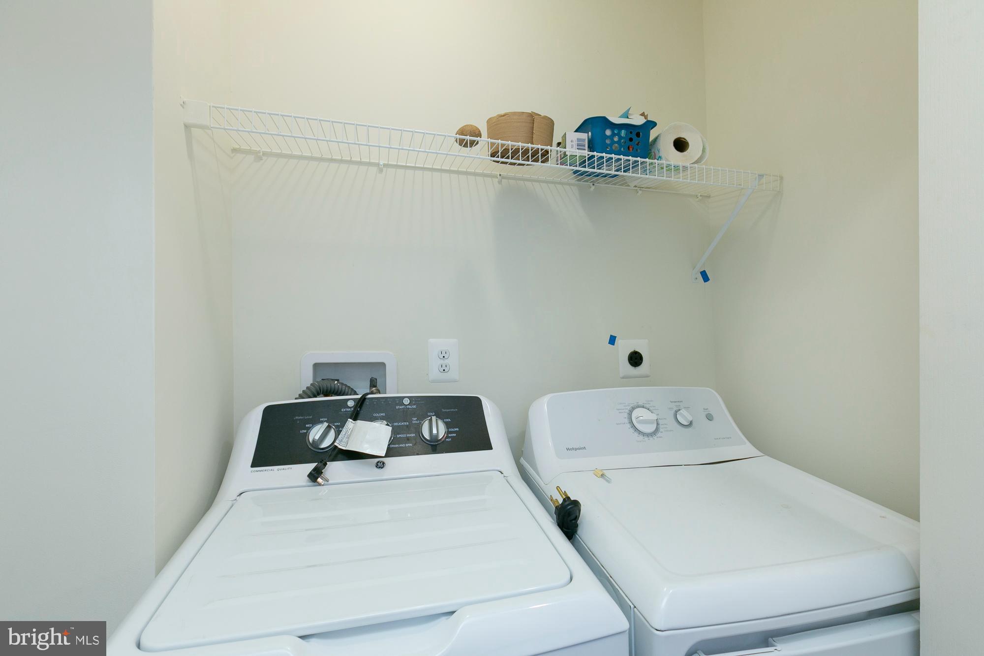 WHISPERING PINES - Residential