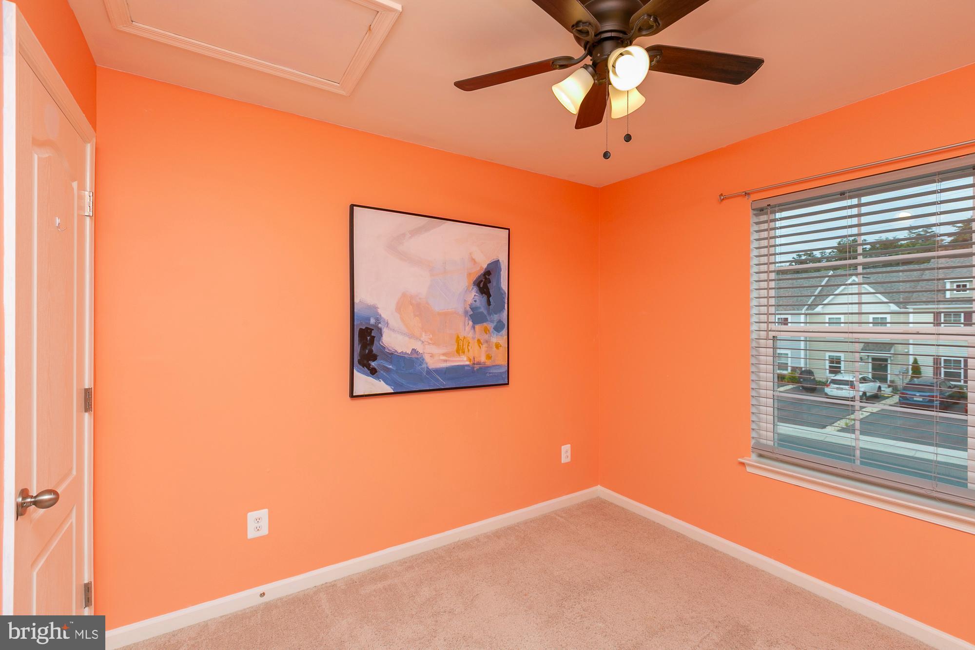 WHISPERING PINES - Residential