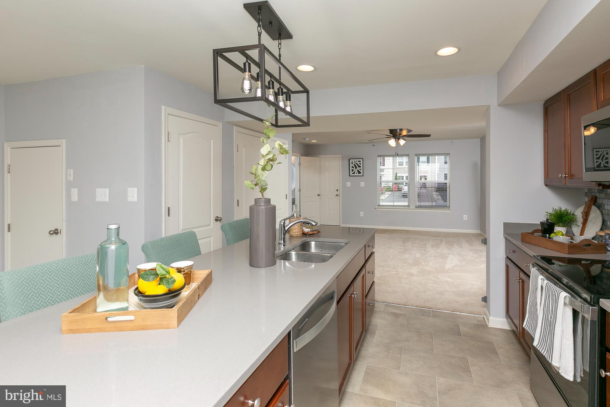 WHISPERING PINES - Residential