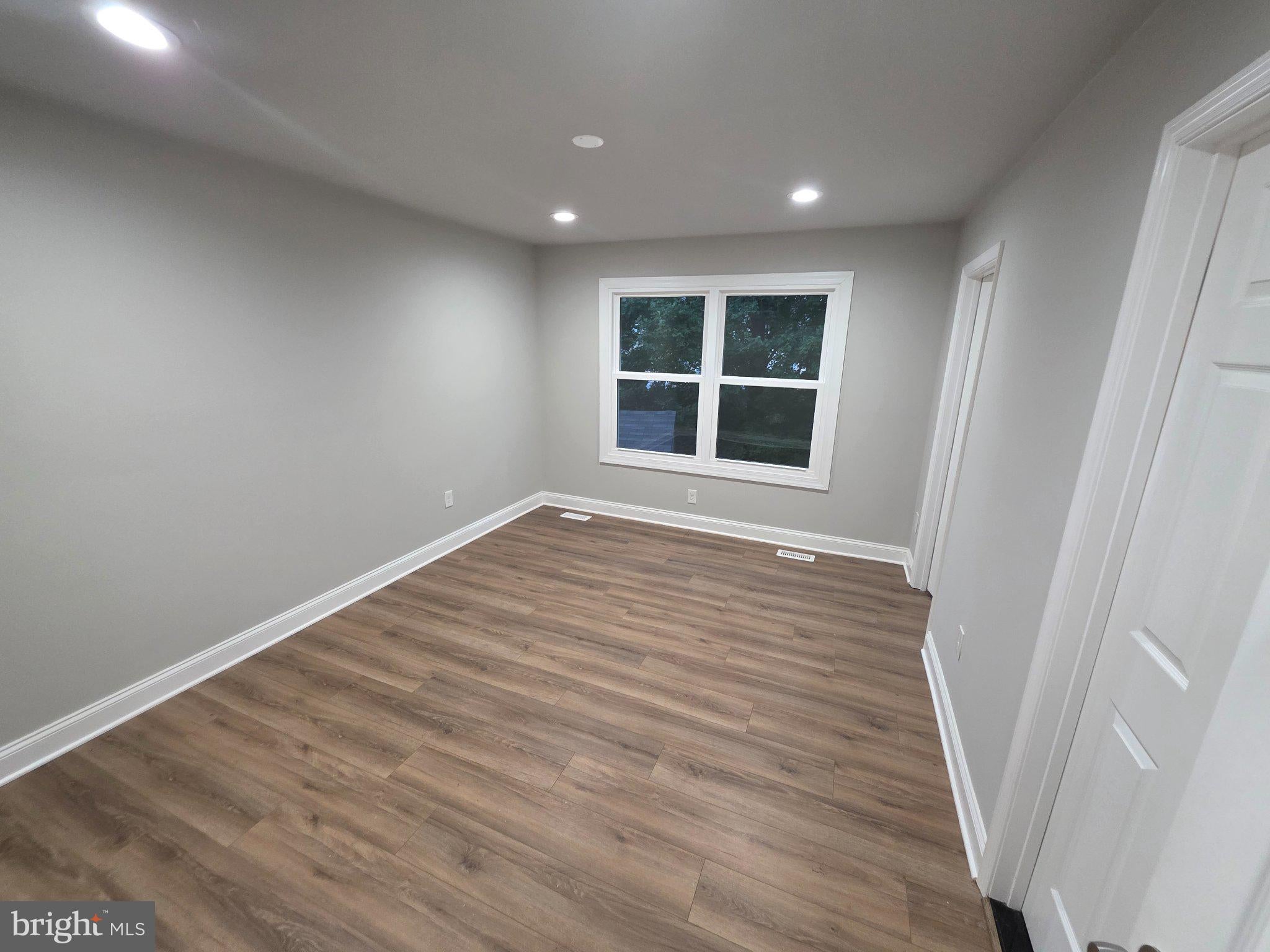 830 WOODMONT COURT