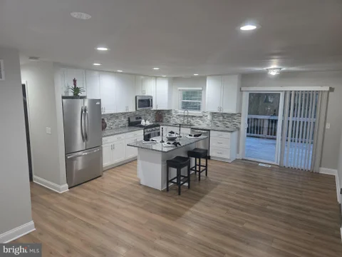 MLS: MDHR2060680