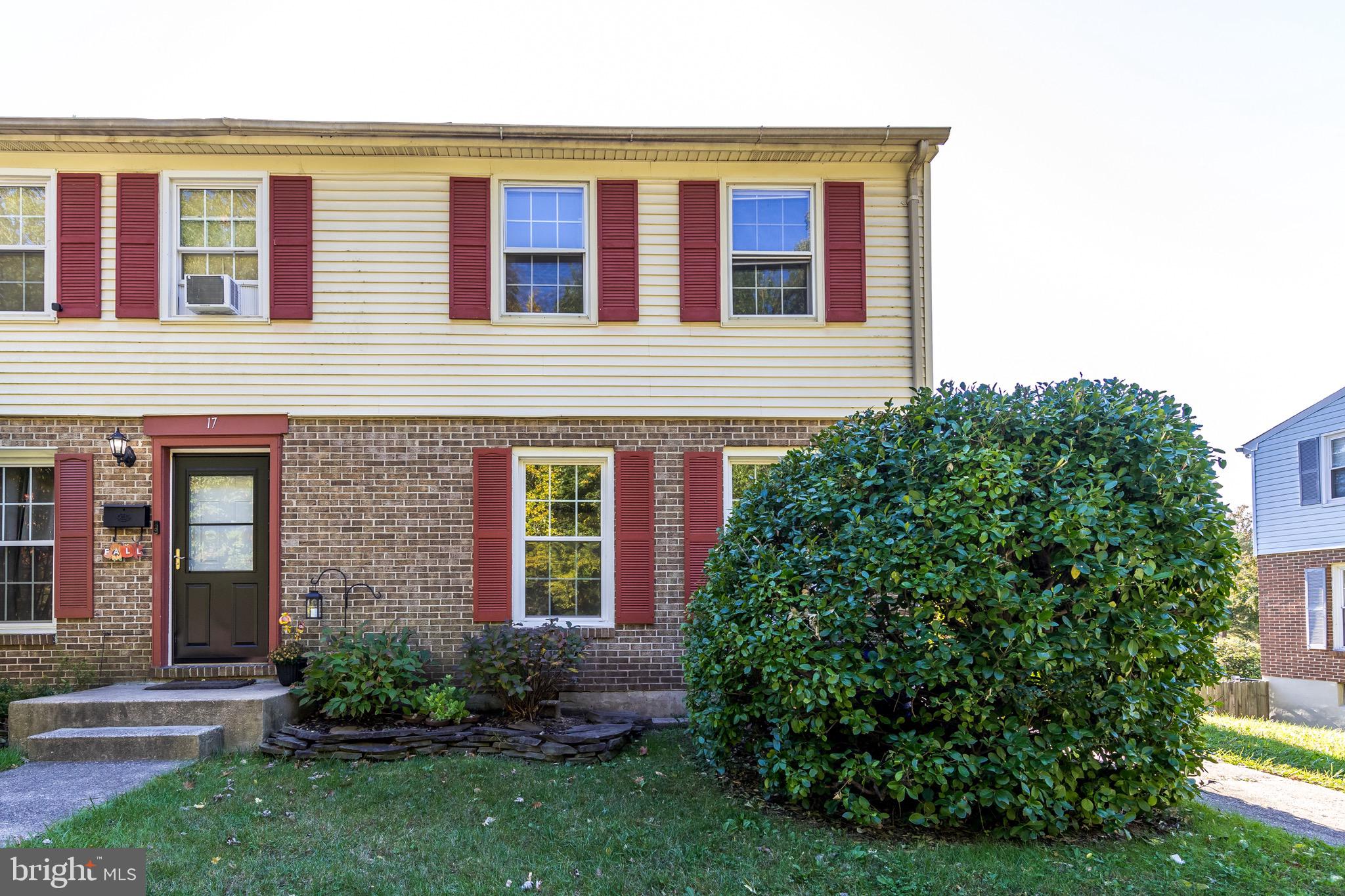 15 BURNSWAY COURT 9G