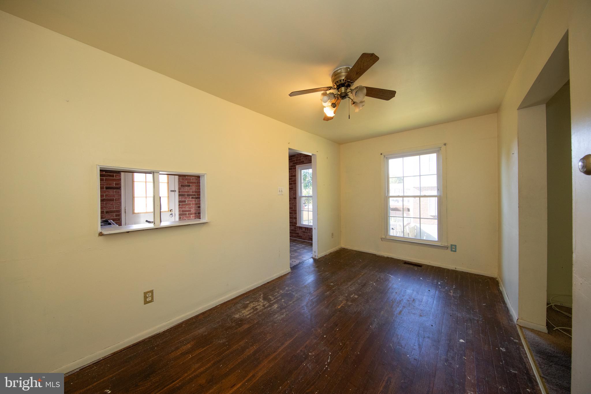 15 BURNSWAY COURT 9G