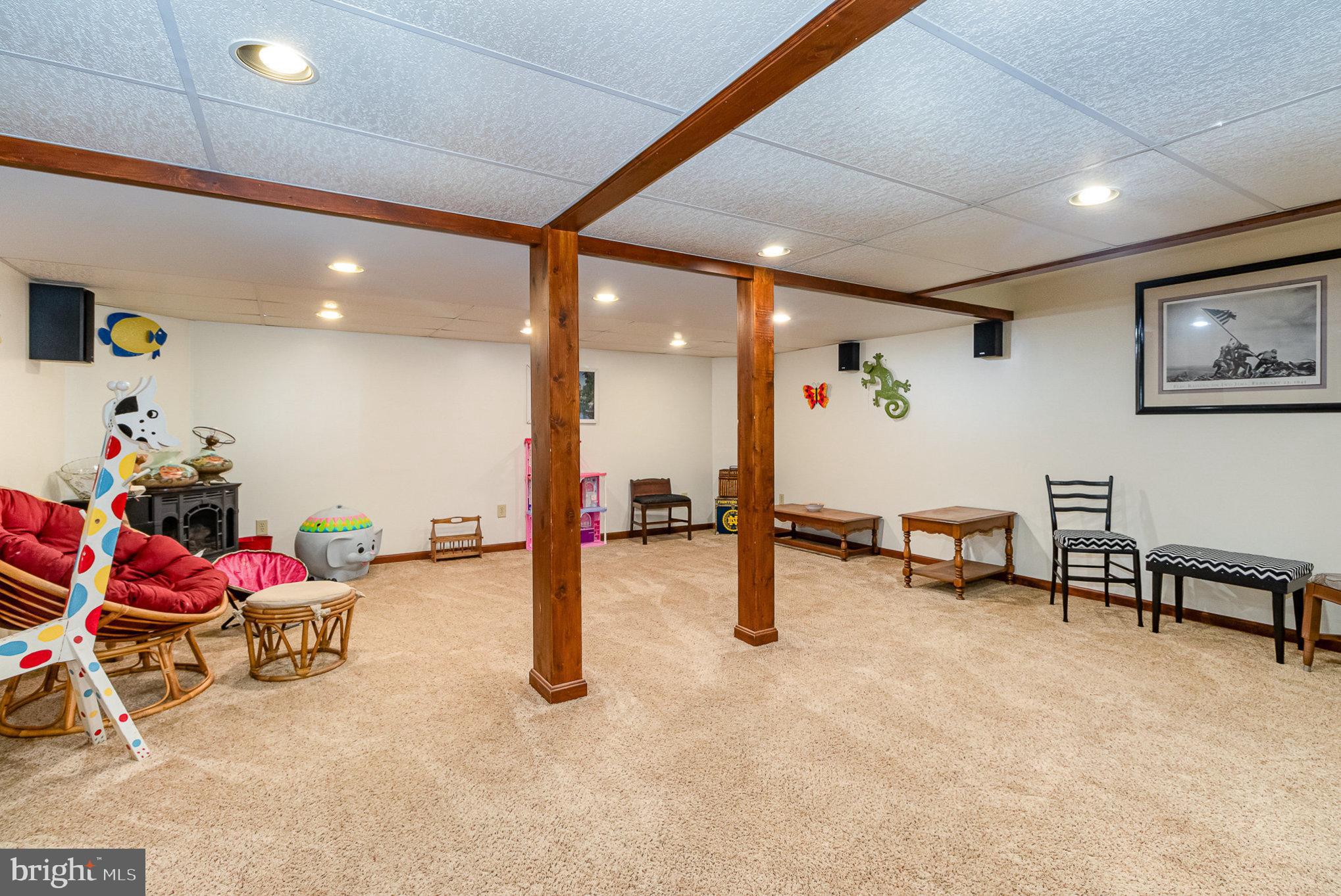 COUNTRY SQUARE - Residential