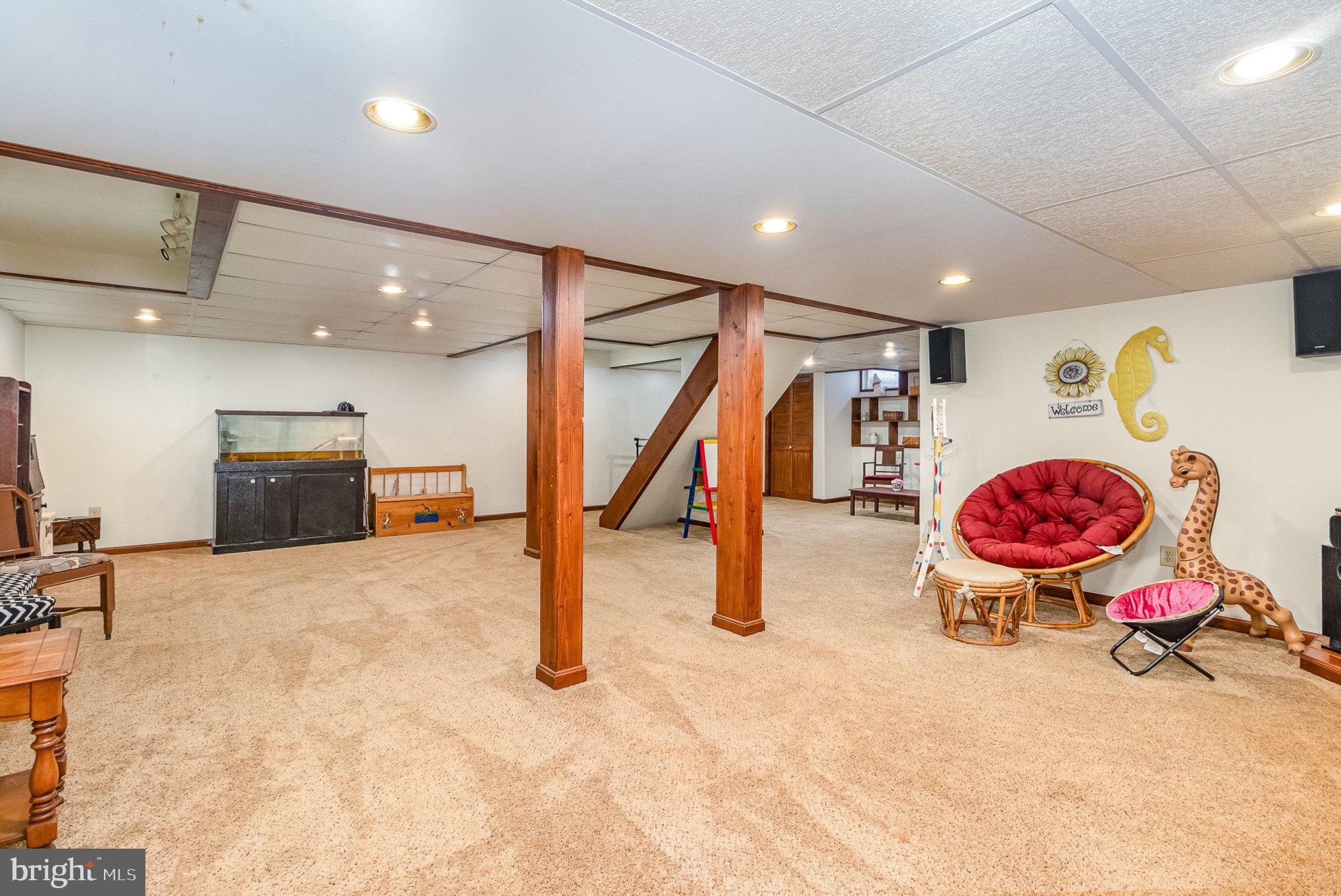 COUNTRY SQUARE - Residential