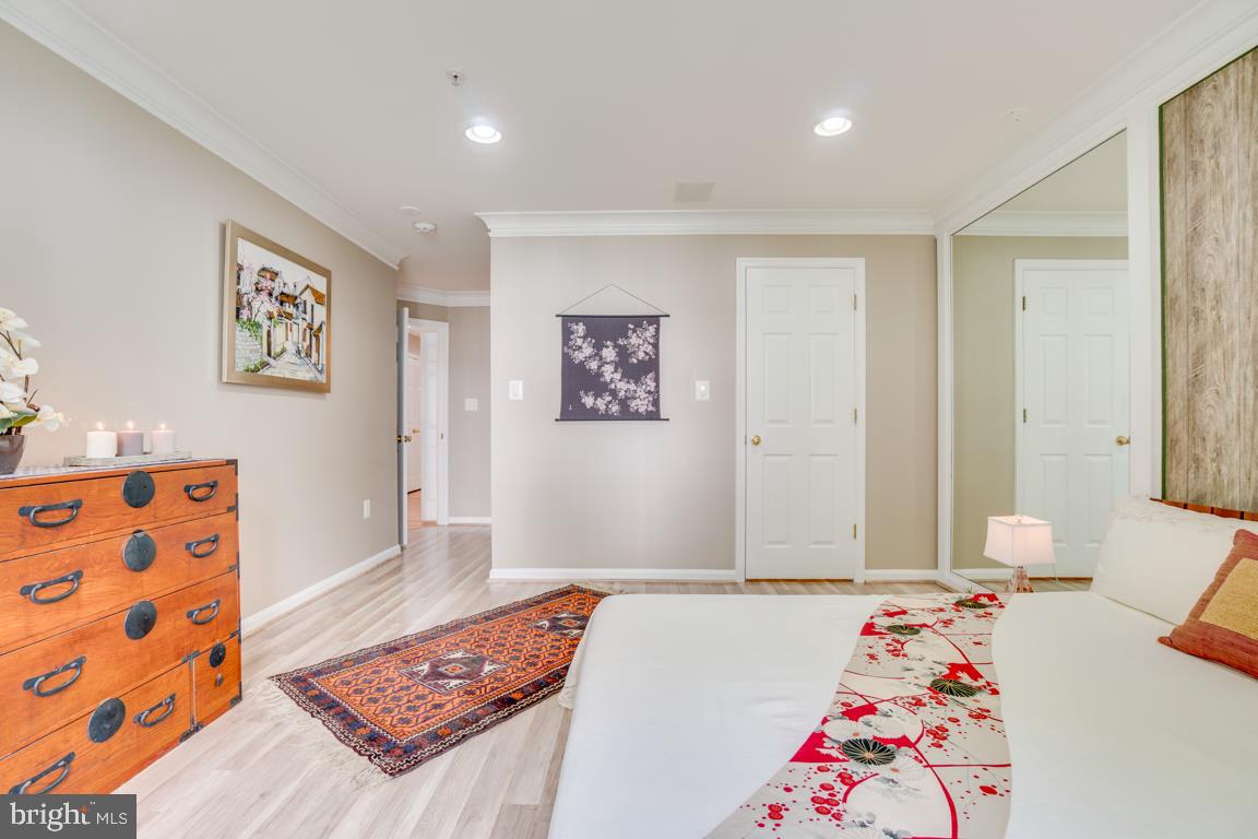 WESTWOOD VILLAGE - Residential