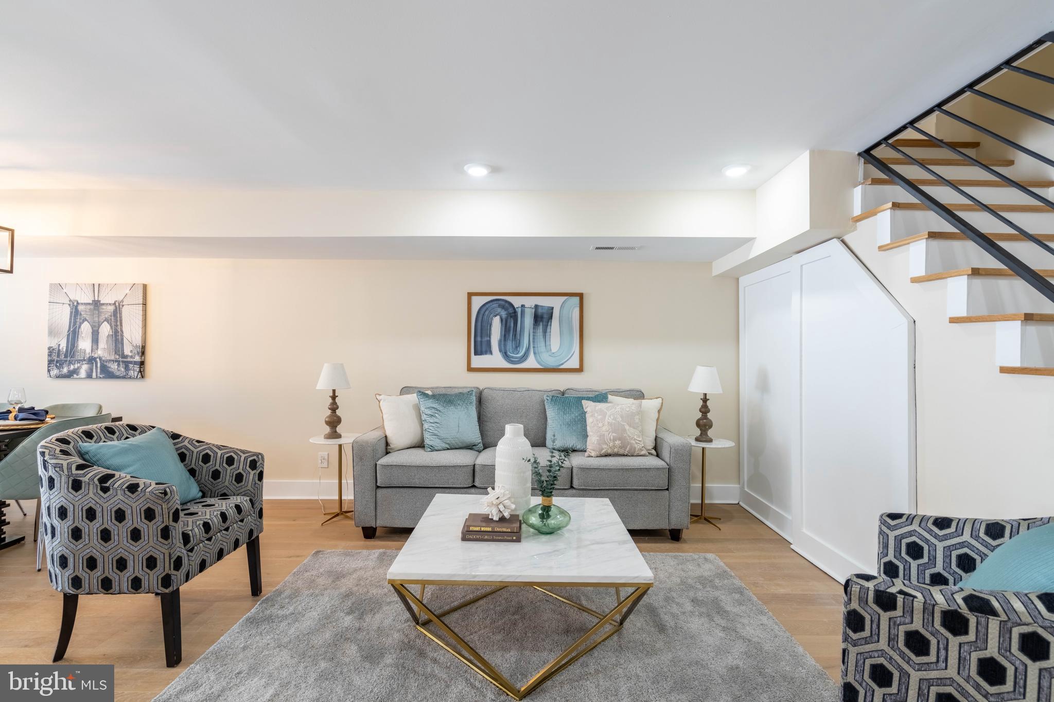 PHILADELPHIA - Residential