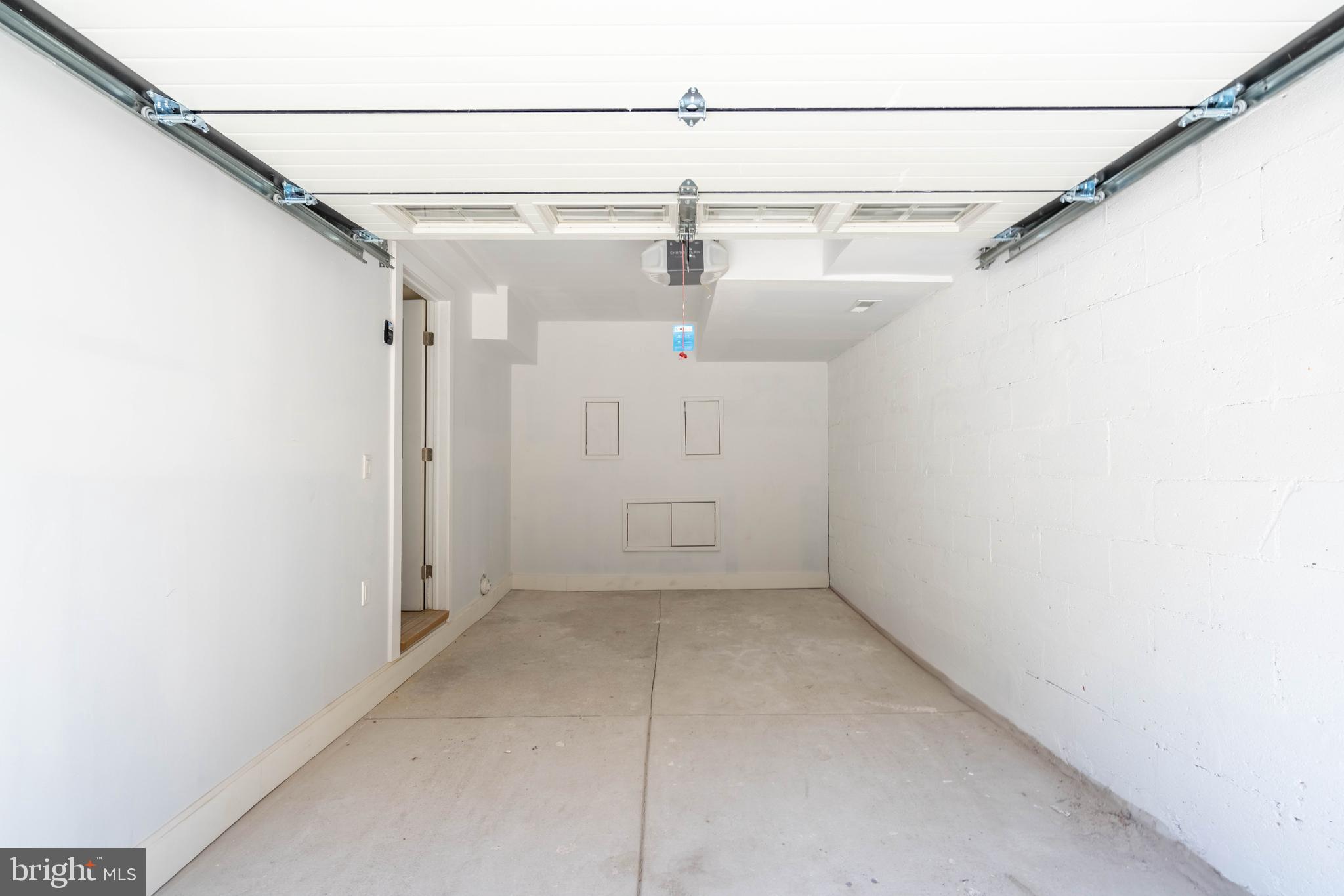 PHILADELPHIA - Residential