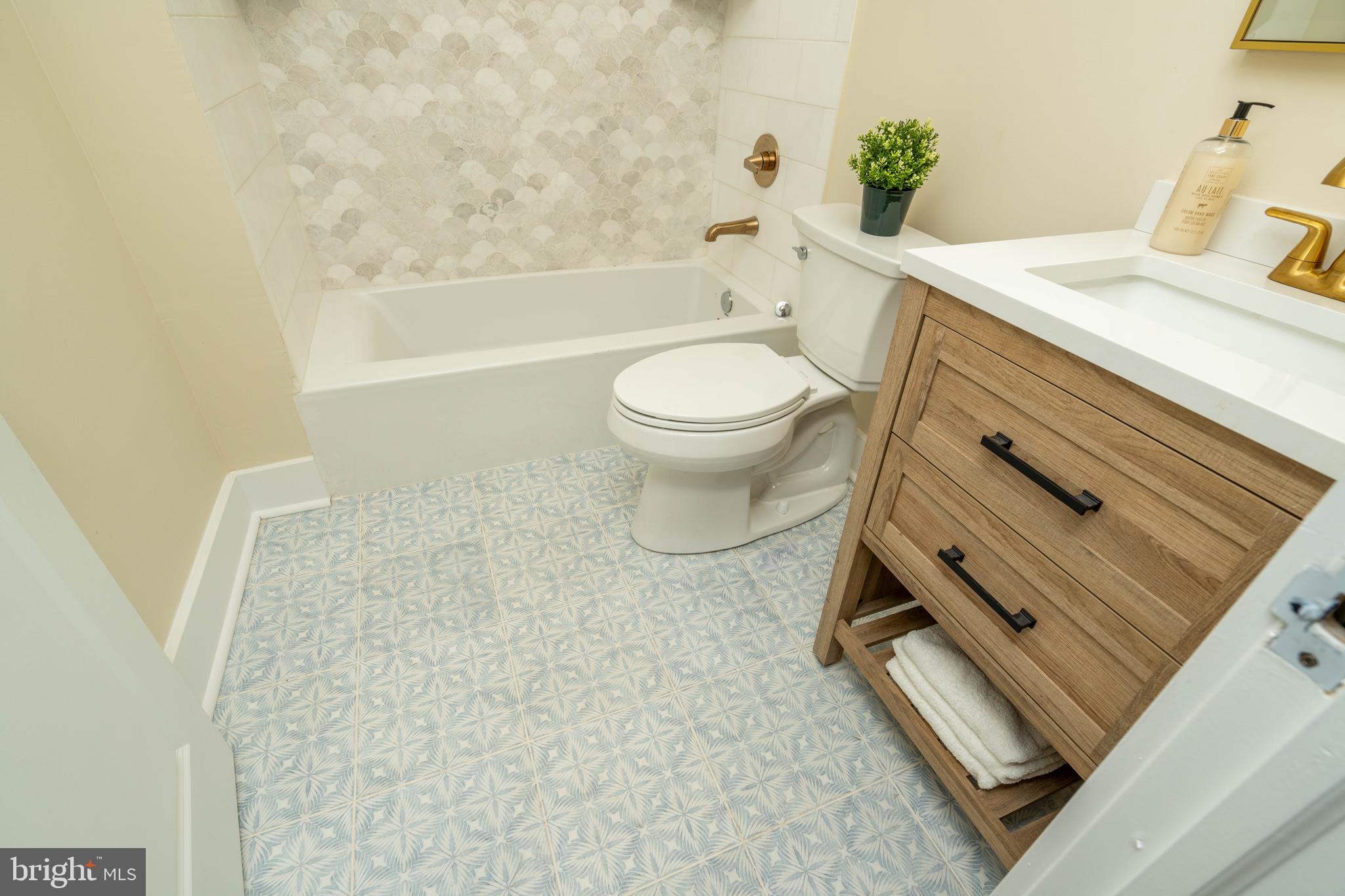 PHILADELPHIA - Residential