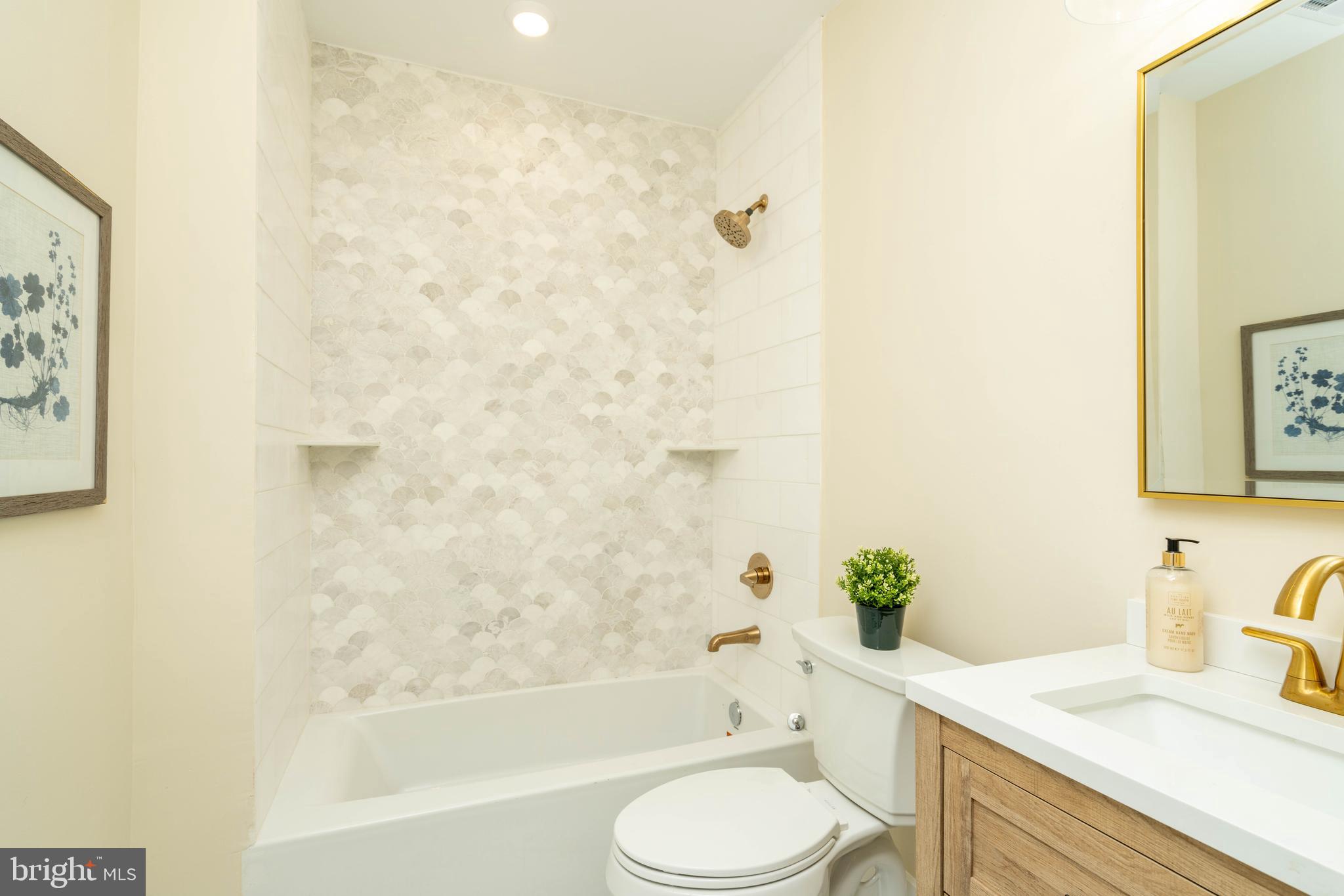 PHILADELPHIA - Residential