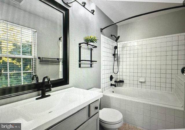 RIVERSTONE CODM - Residential Lease