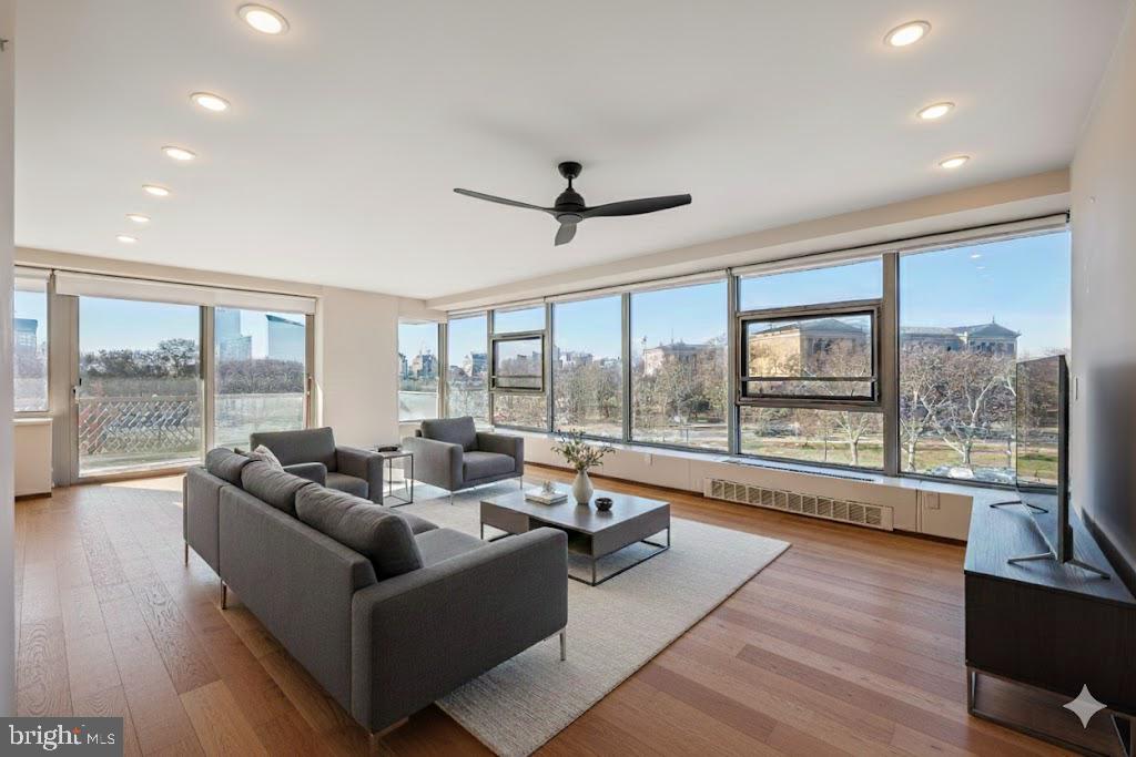 ART MUSEUM AREA - Residential