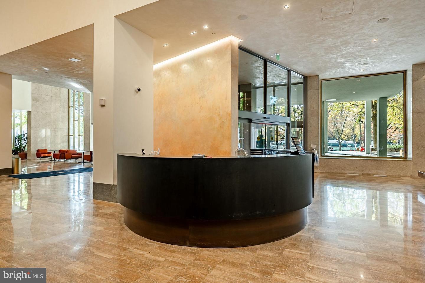 ART MUSEUM AREA - Residential