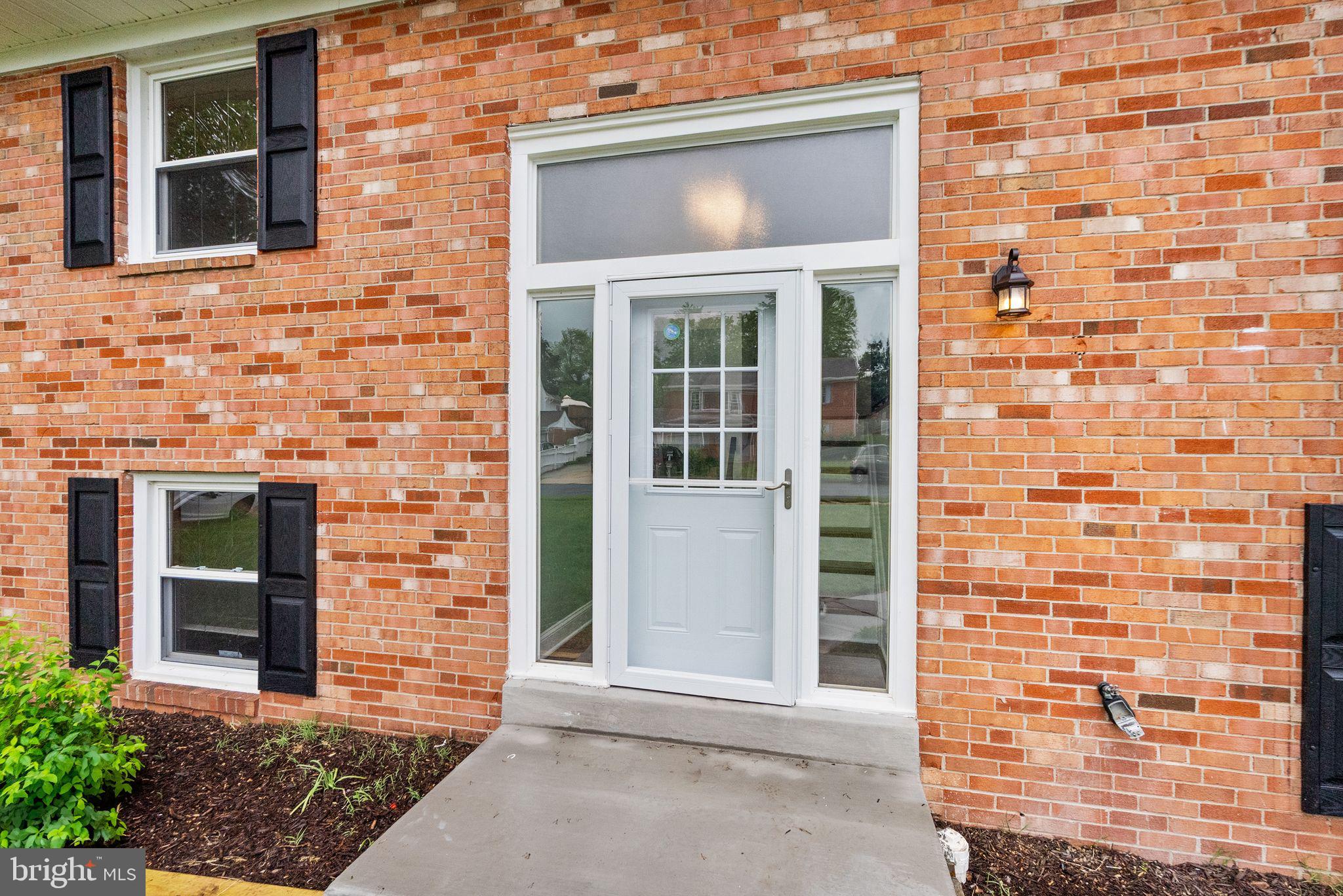 BROOKFIELD - Residential