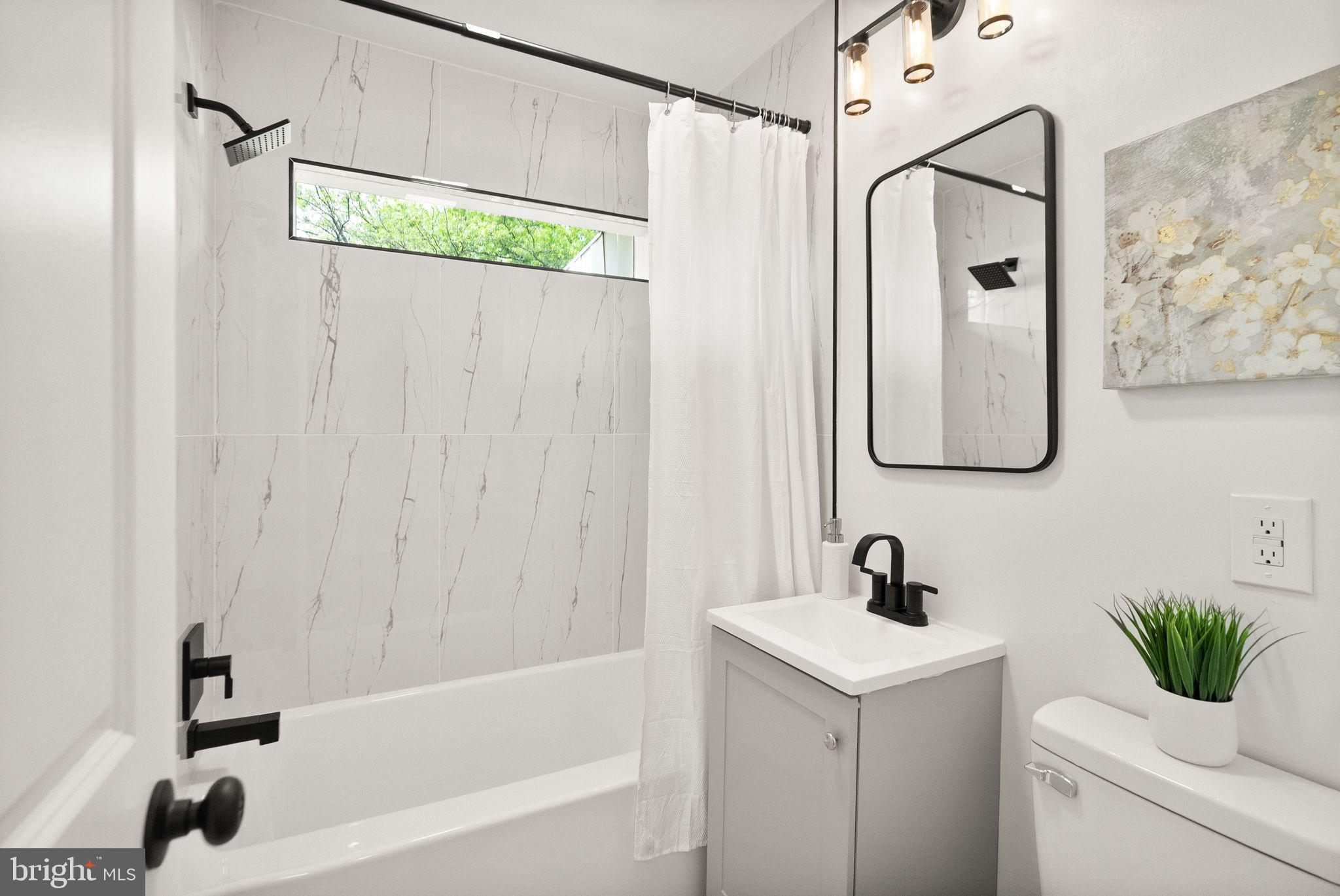 BROOKFIELD - Residential