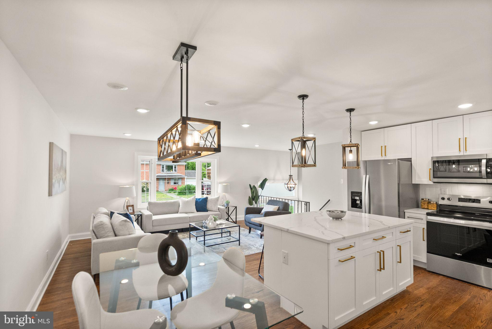 BROOKFIELD - Residential