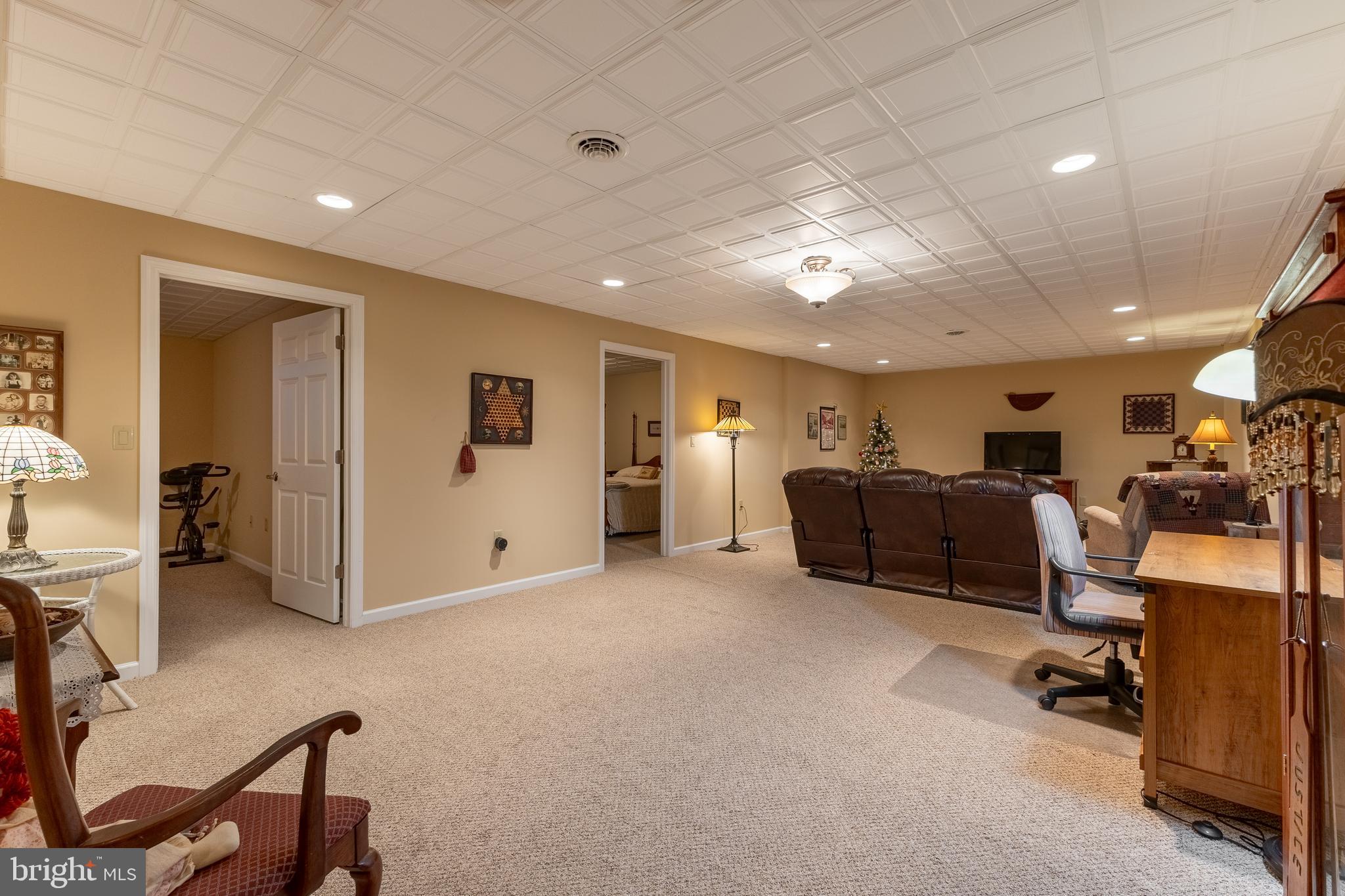 THE GLEN AT PARADISE HILLS - Residential