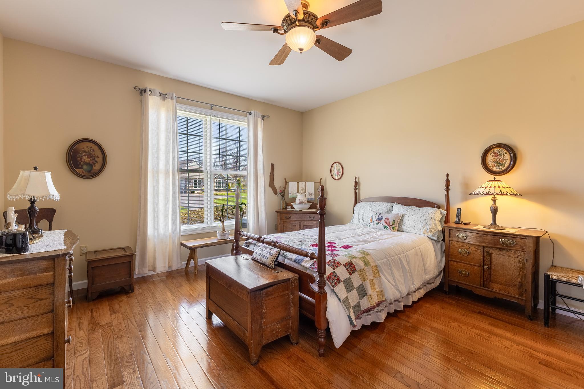 THE GLEN AT PARADISE HILLS - Residential