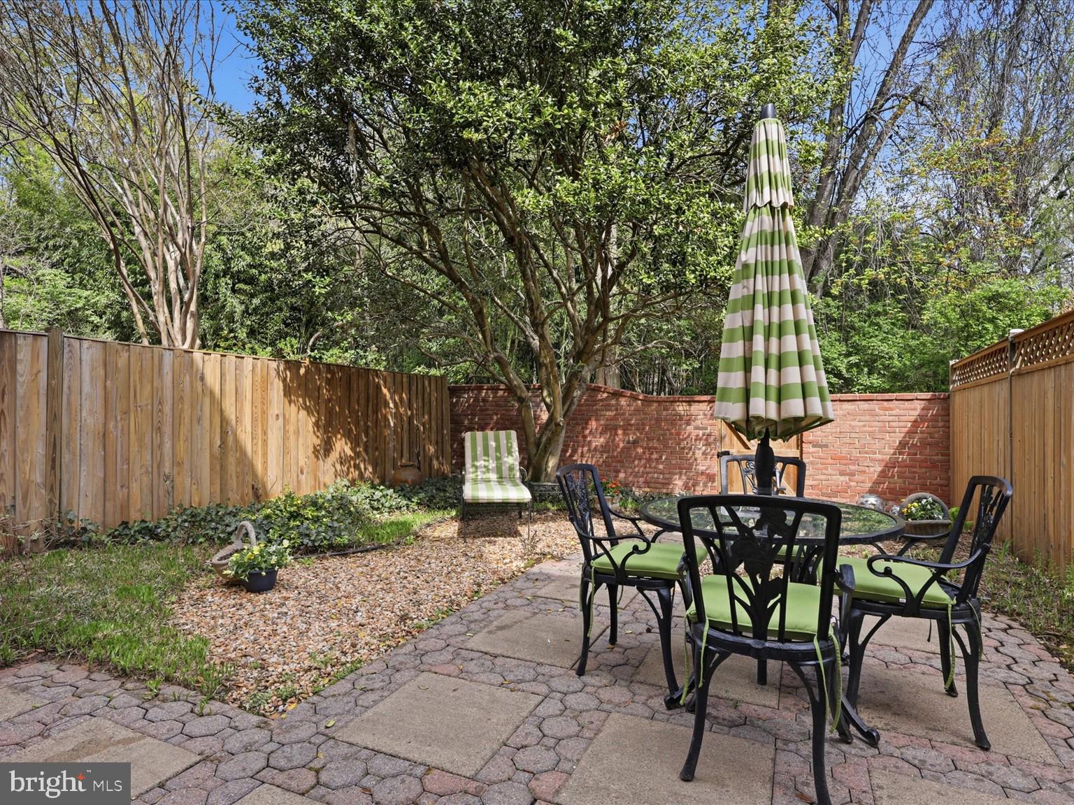 STONEHURST - Residential