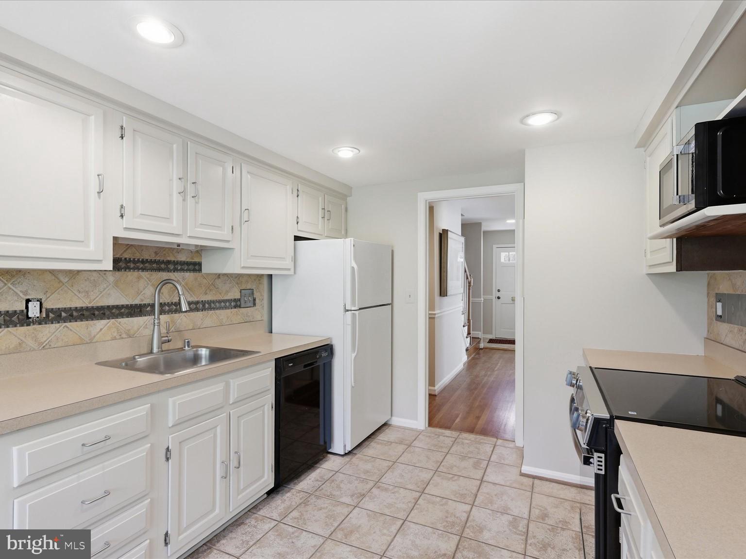 STONEHURST - Residential