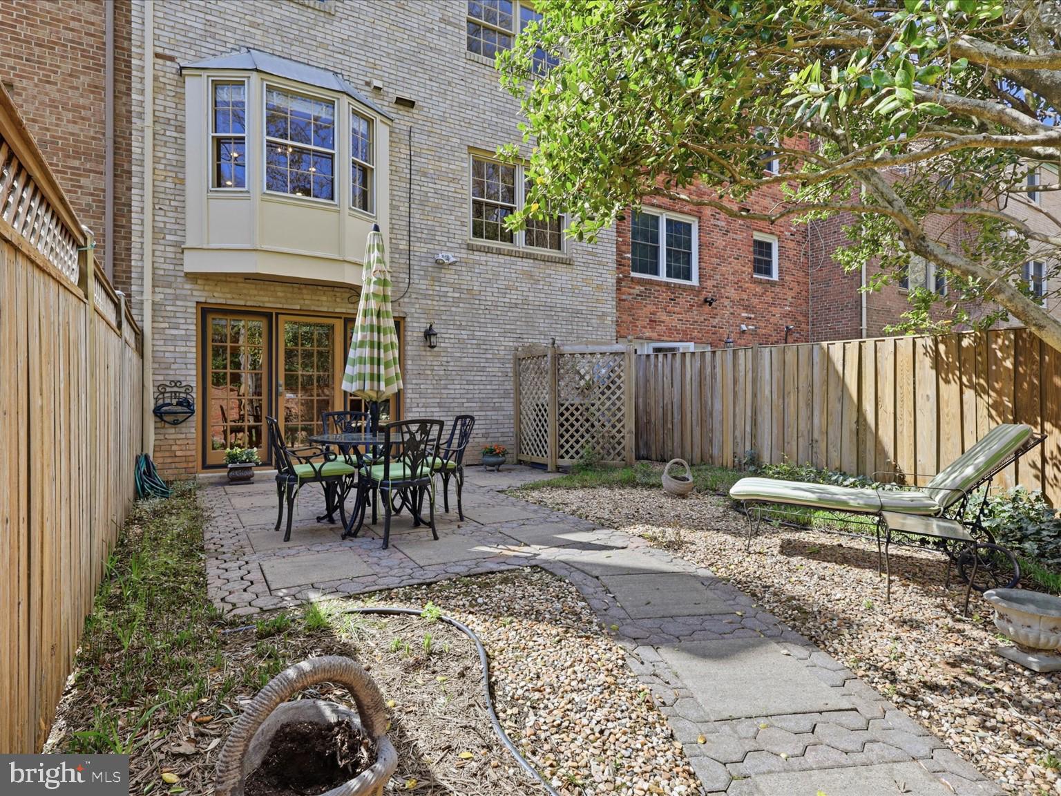 STONEHURST - Residential