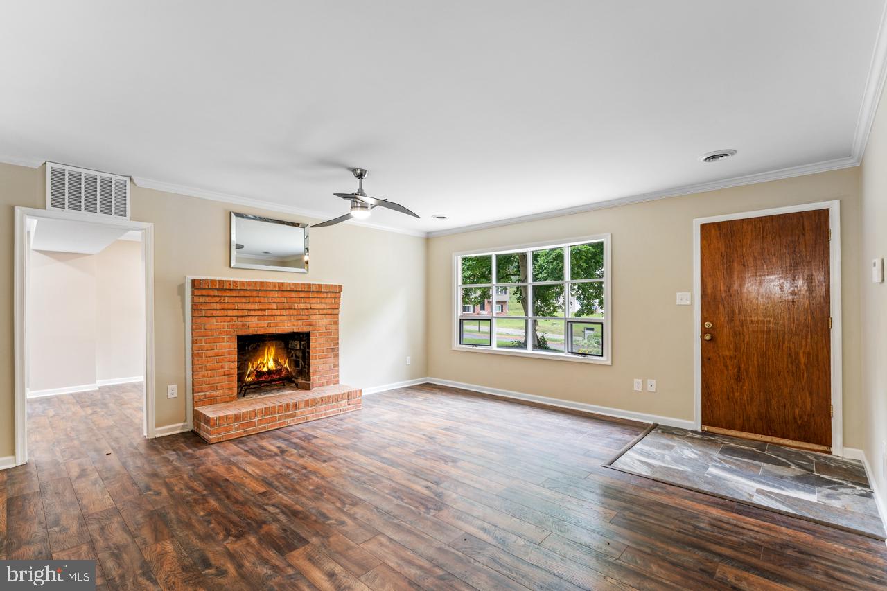 HICKORY RIDGE - Residential