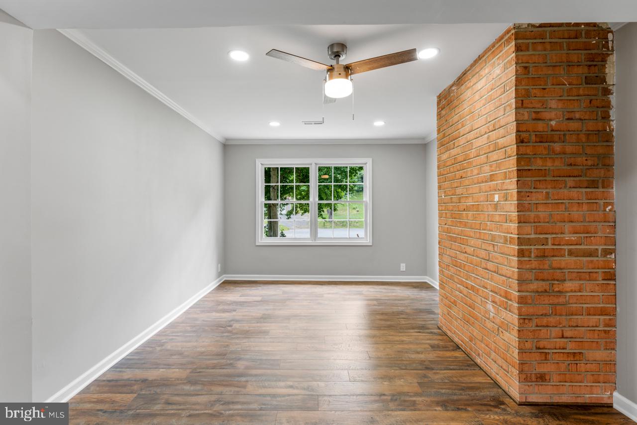 HICKORY RIDGE - Residential