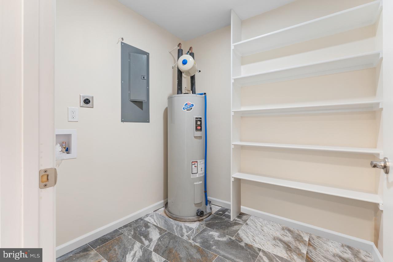 HICKORY RIDGE - Residential