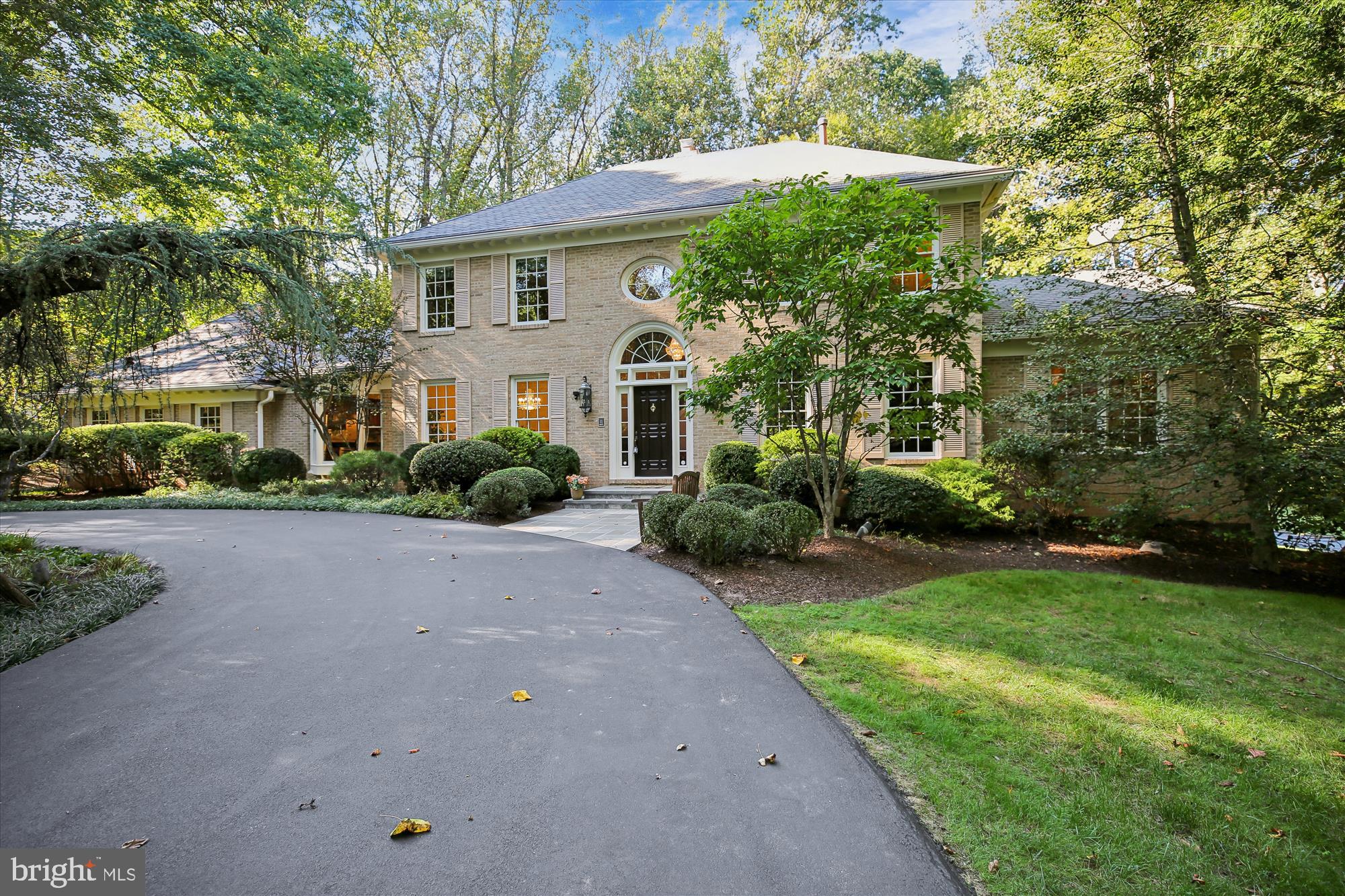 FALCONHURST - Residential Lease