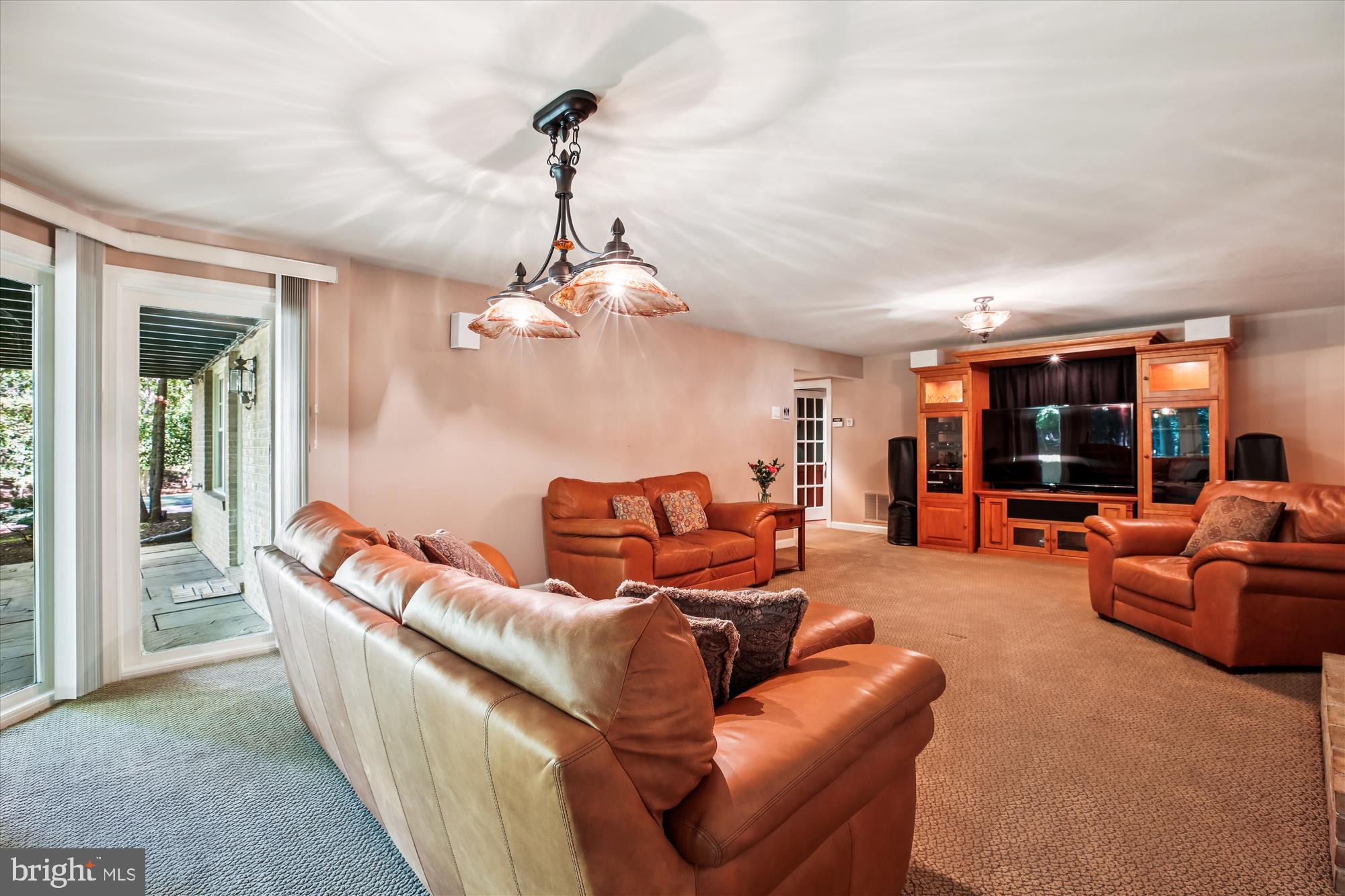 FALCONHURST - Residential Lease