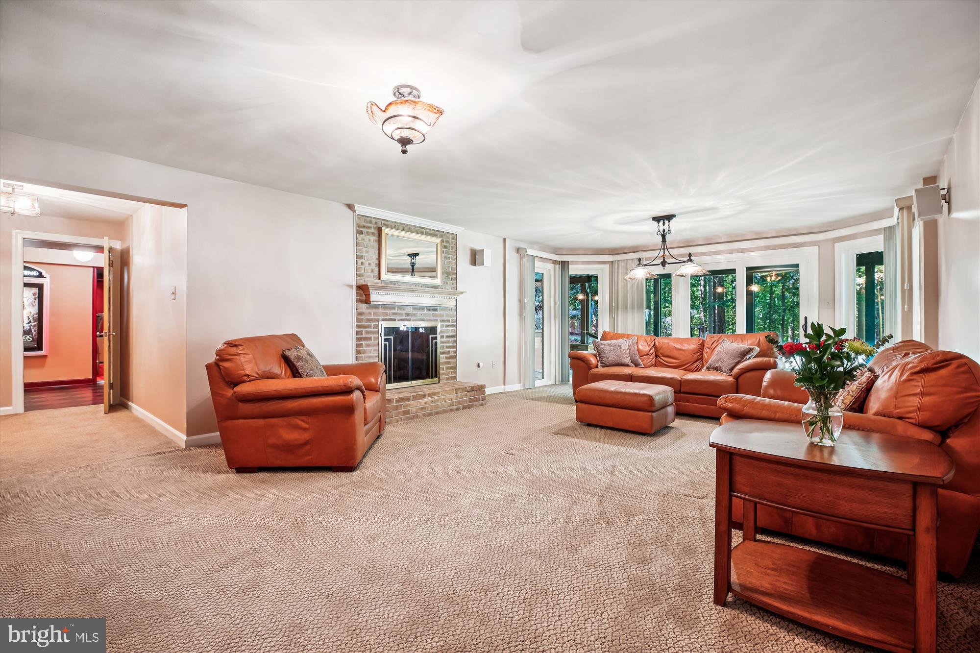 FALCONHURST - Residential Lease