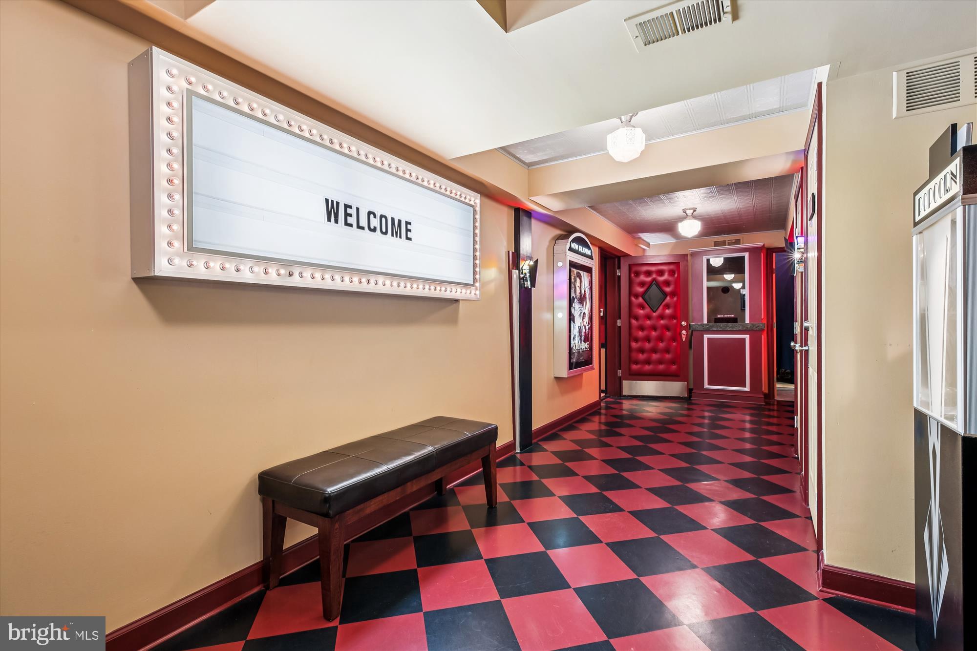 FALCONHURST - Residential Lease