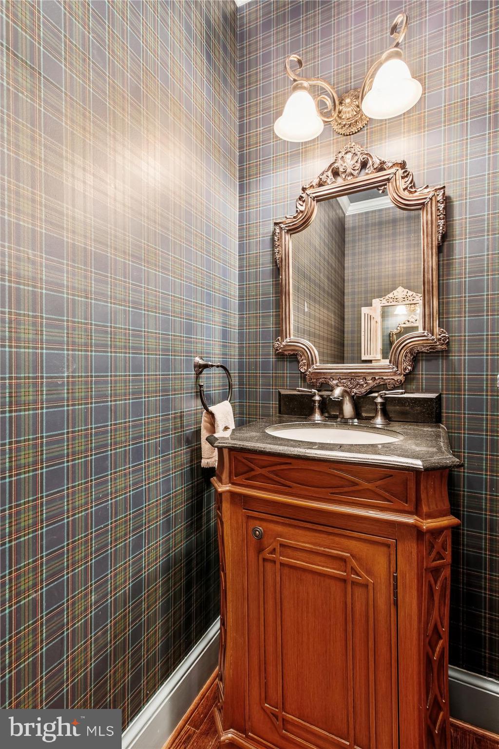 FALCONHURST - Residential Lease