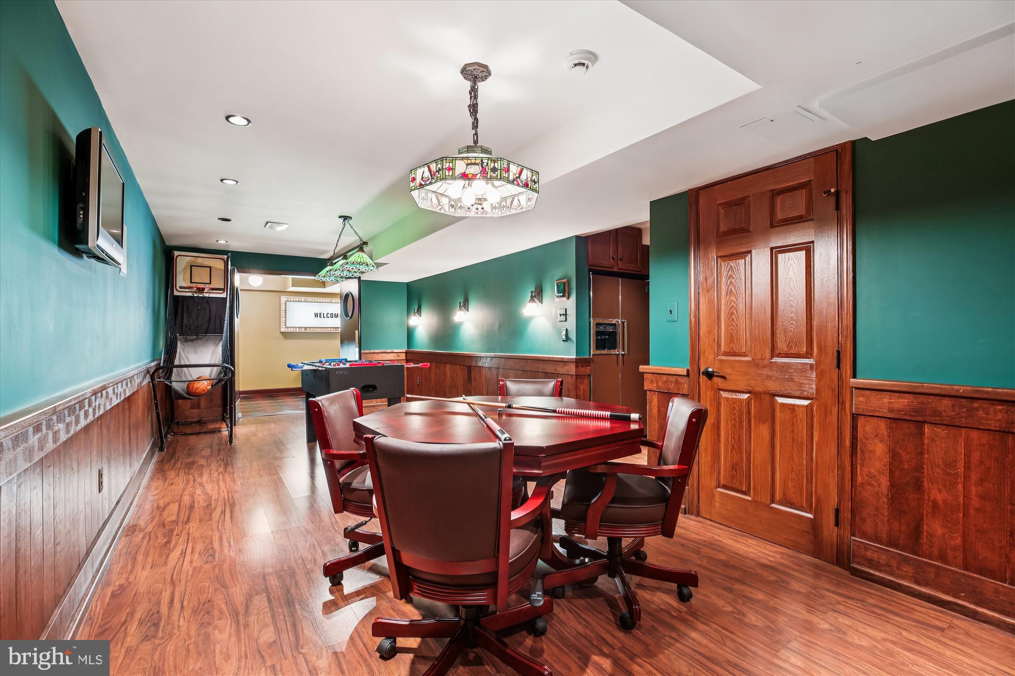 FALCONHURST - Residential Lease