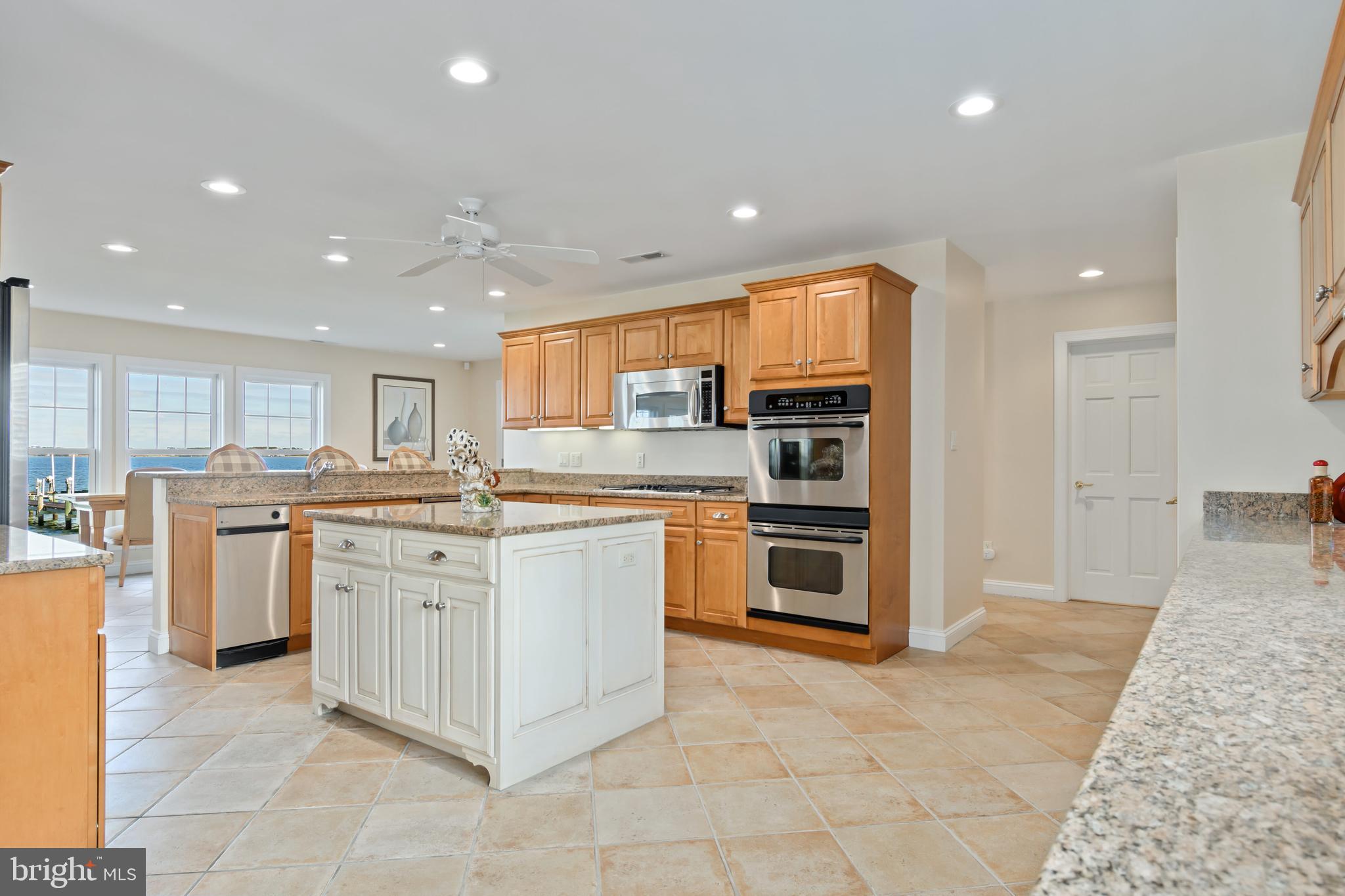 BENTLEY HAY - Residential