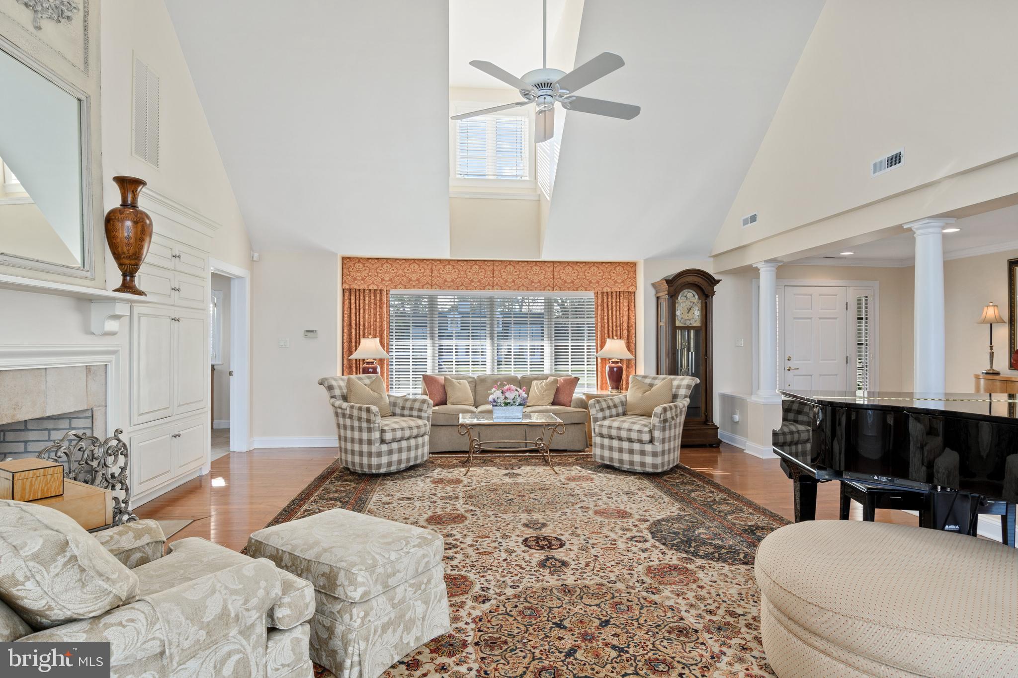 BENTLEY HAY - Residential