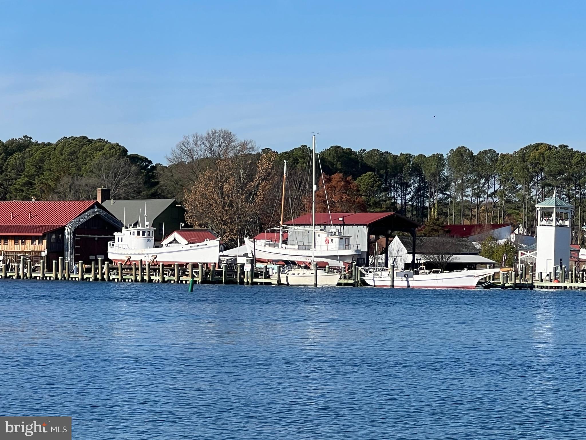 BENTLEY HAY - Residential