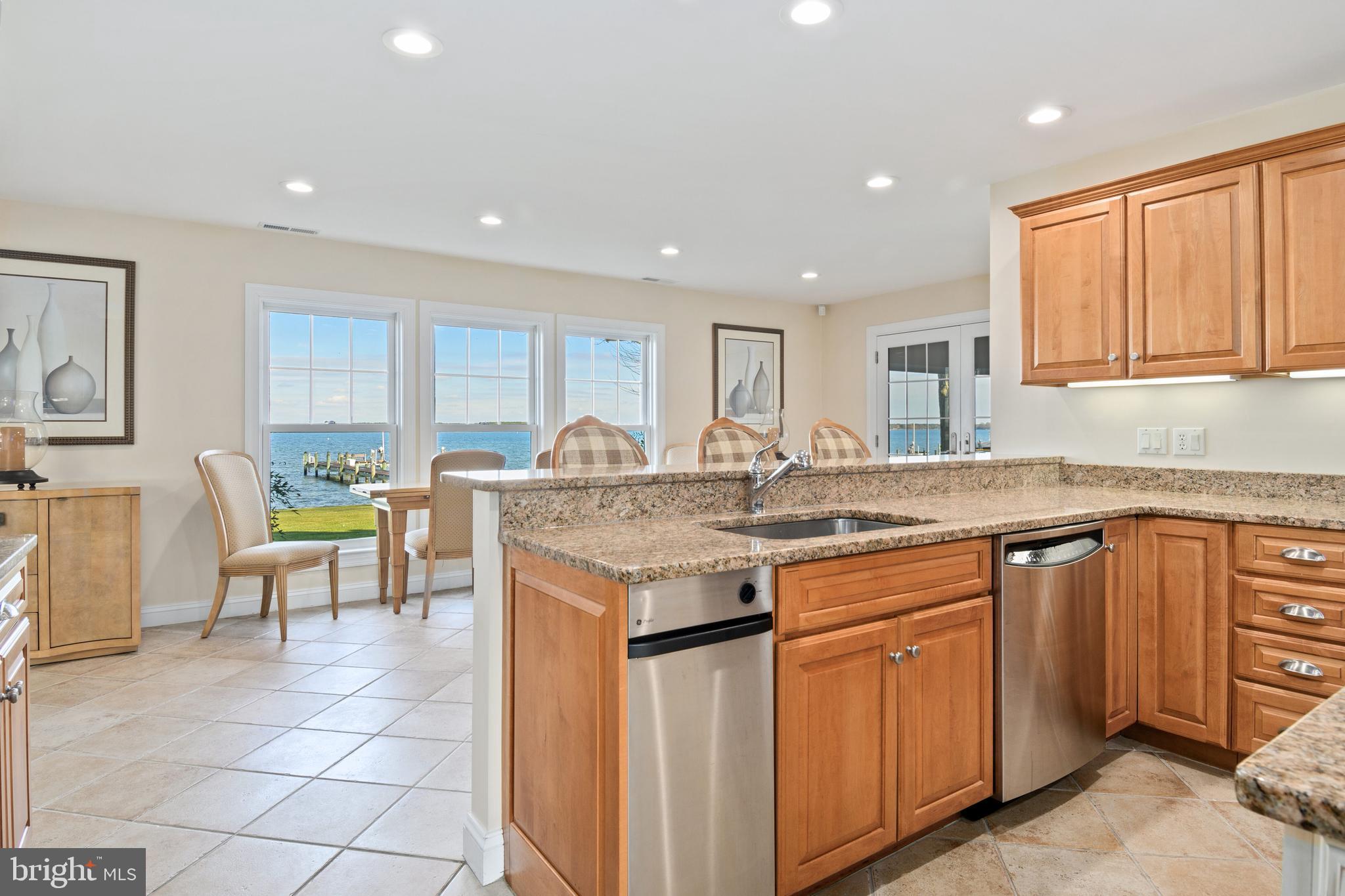 BENTLEY HAY - Residential