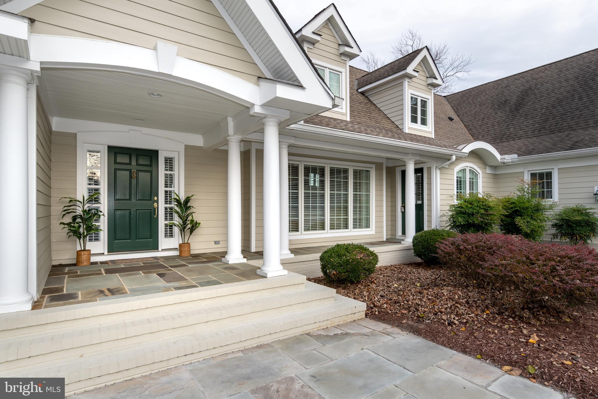 BENTLEY HAY - Residential