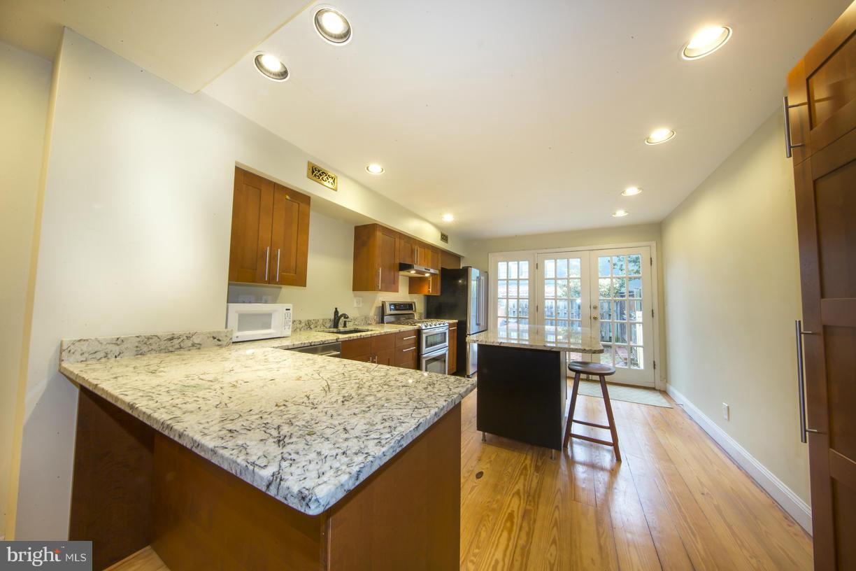 FEDERAL HILL HISTORIC DISTRICT - Residential Lease