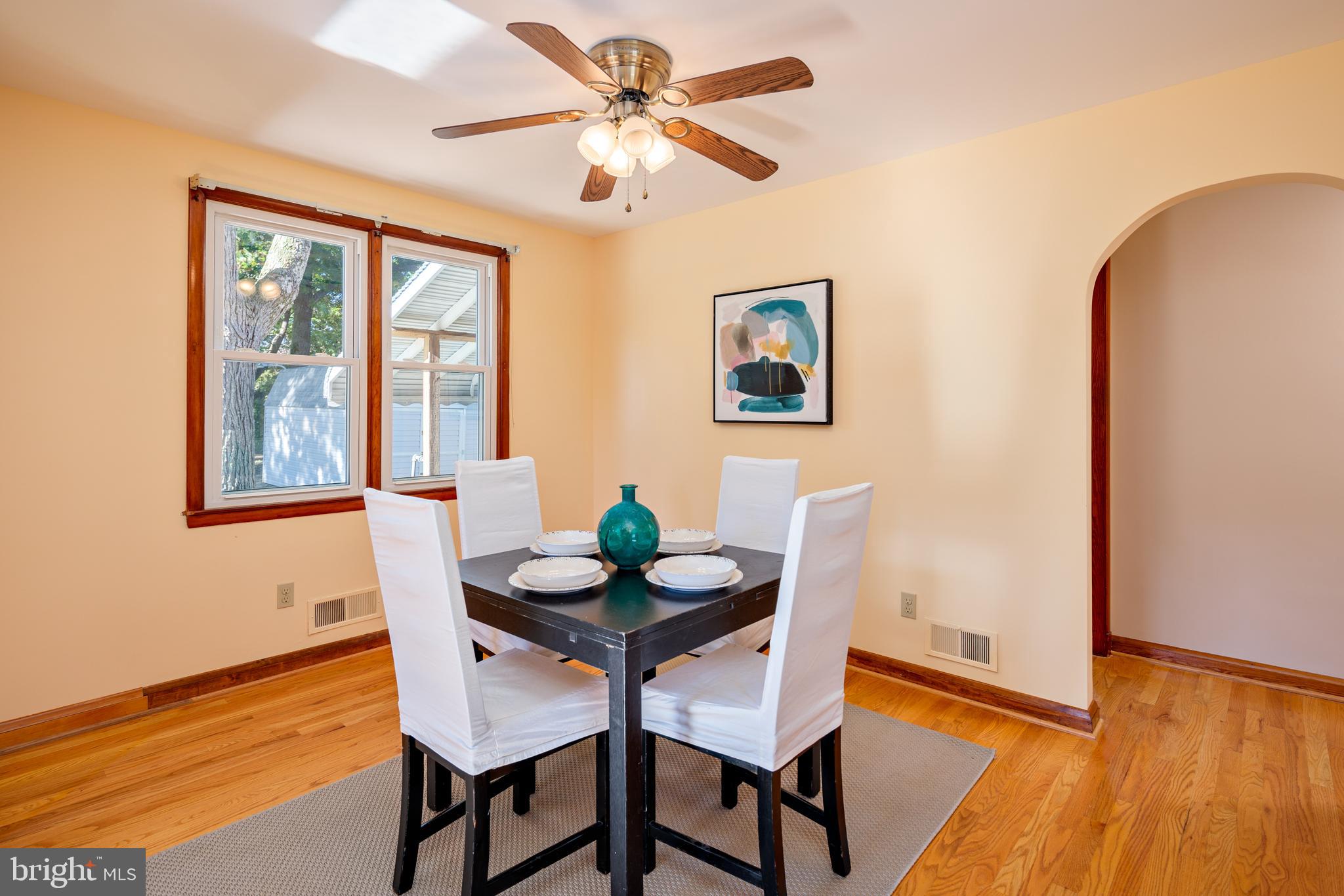 CALIFORNIA GROVE - Residential