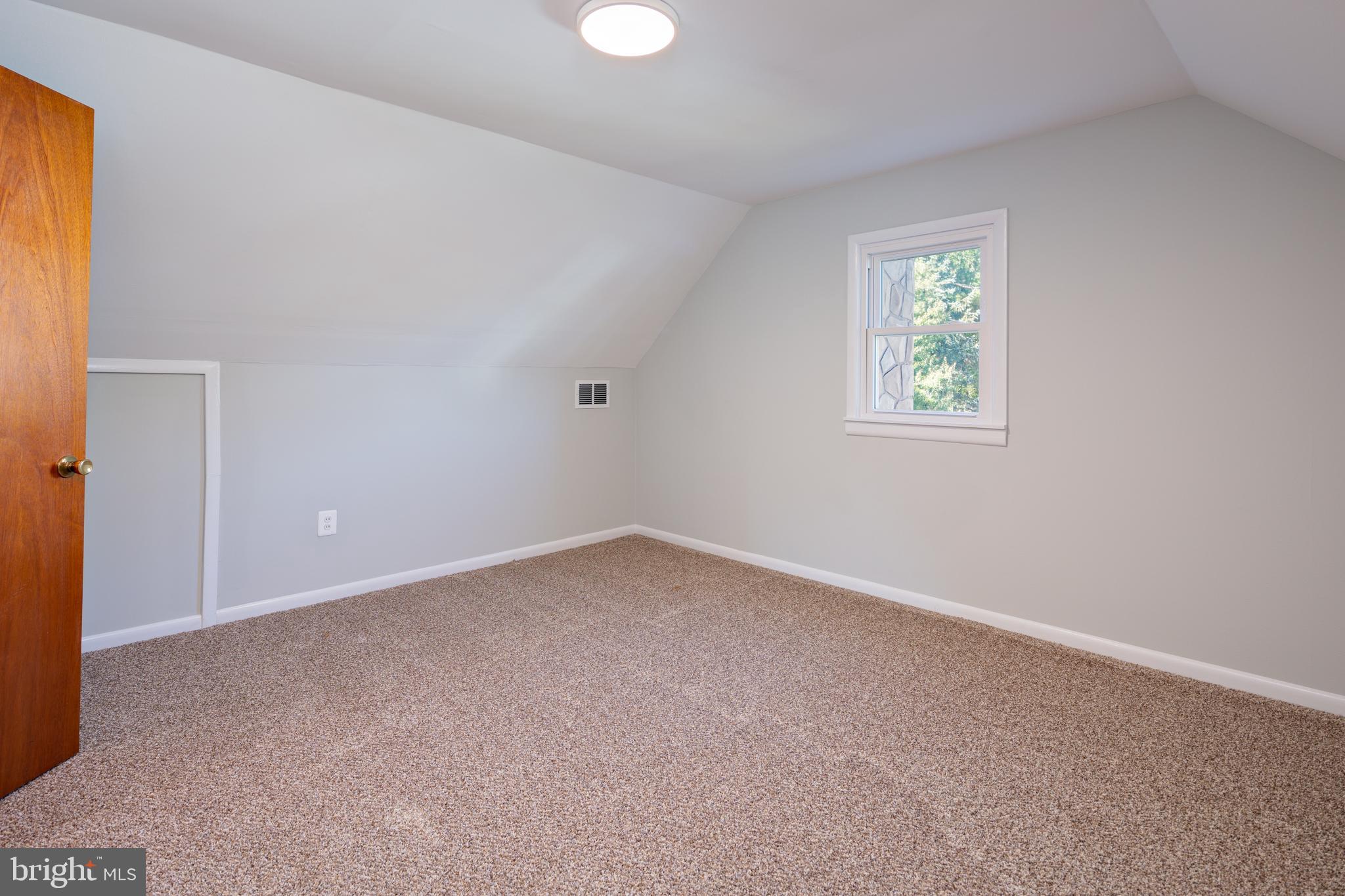 CALIFORNIA GROVE - Residential