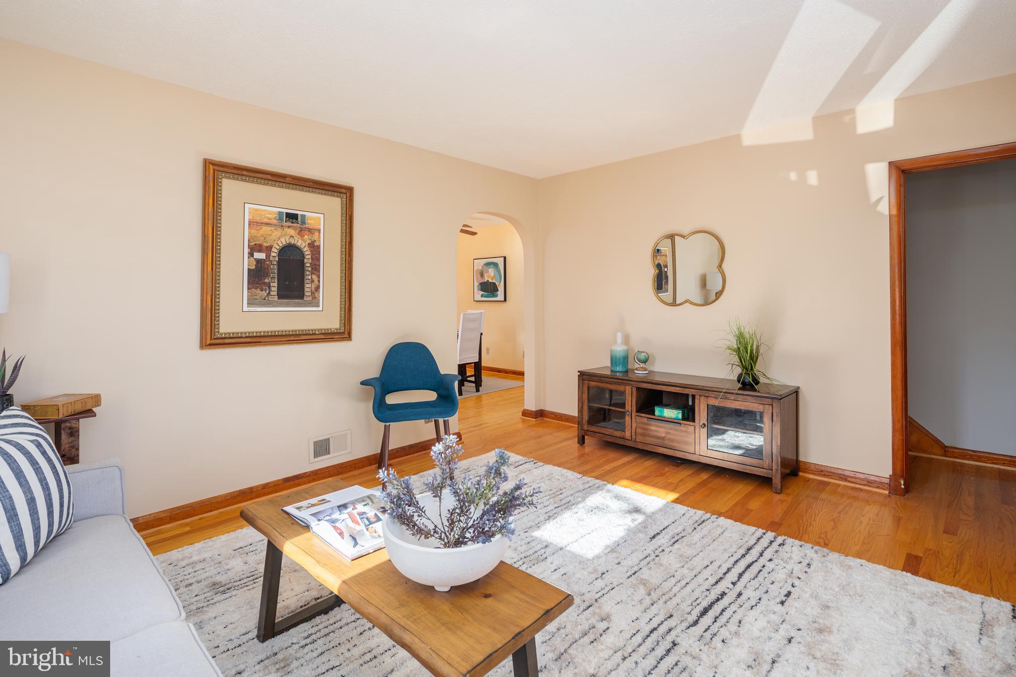 CALIFORNIA GROVE - Residential