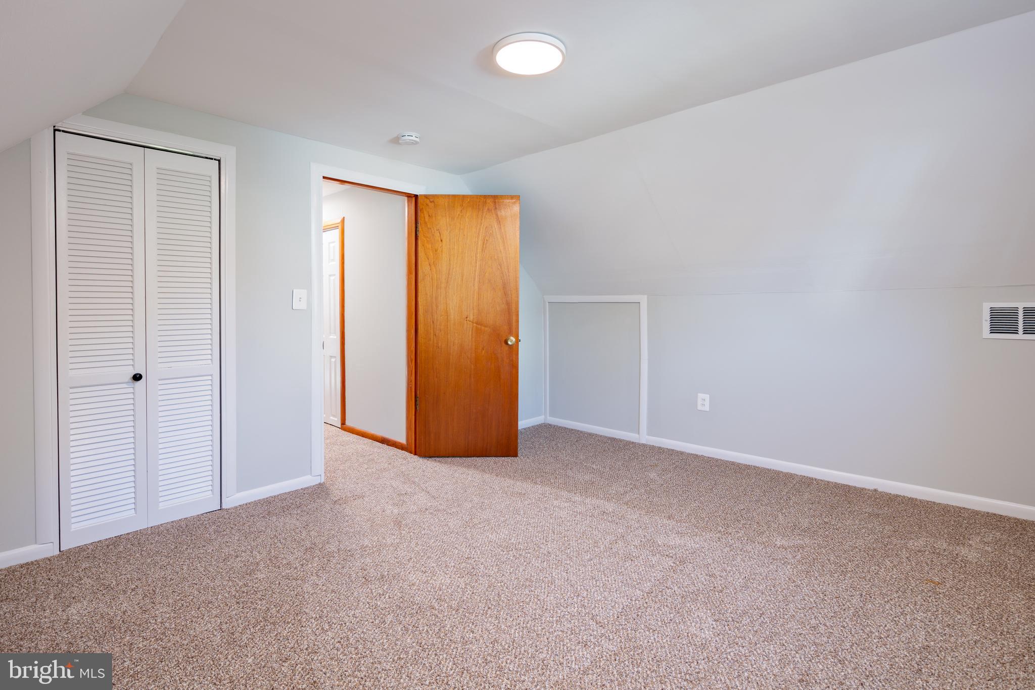 CALIFORNIA GROVE - Residential