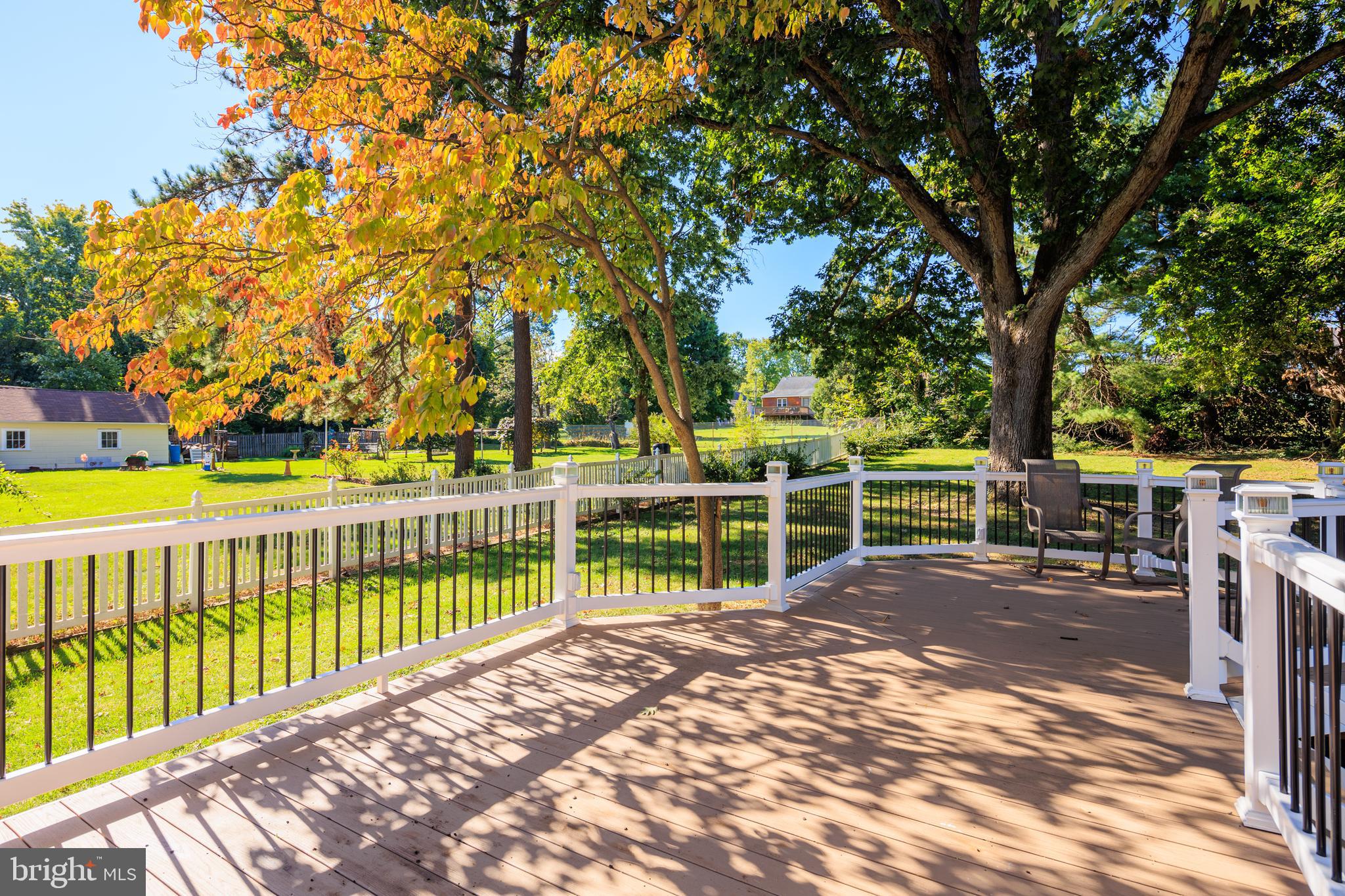 CALIFORNIA GROVE - Residential