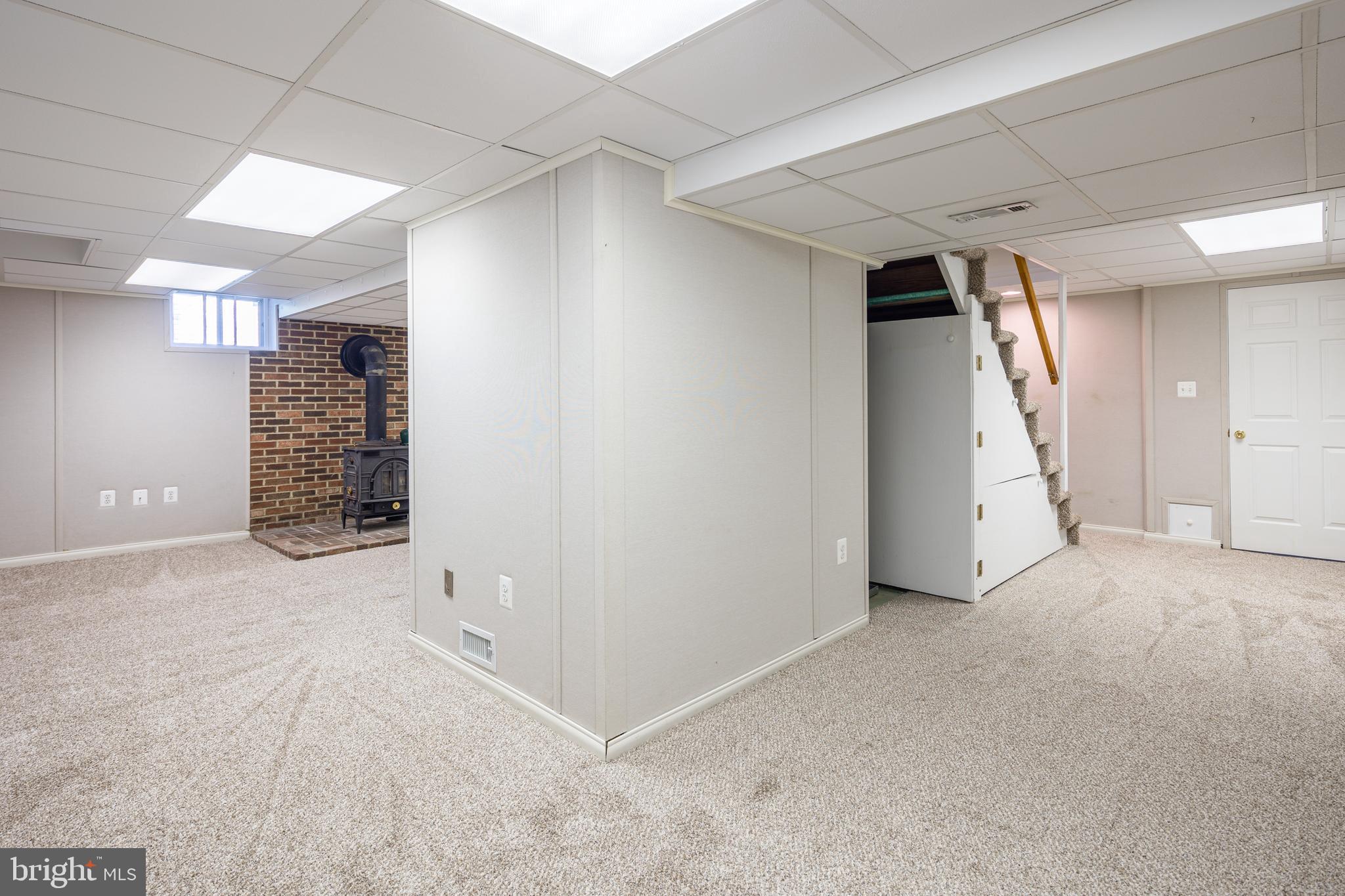 CALIFORNIA GROVE - Residential