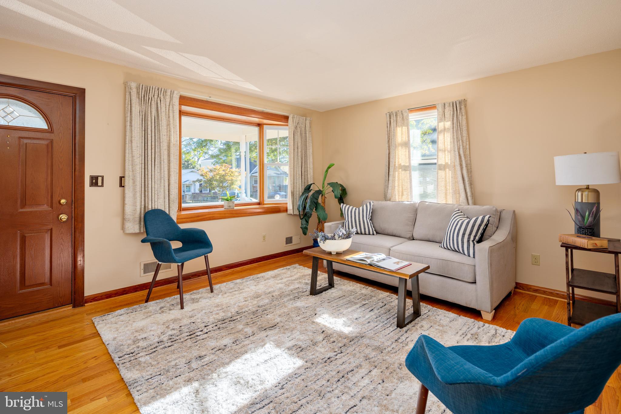 CALIFORNIA GROVE - Residential